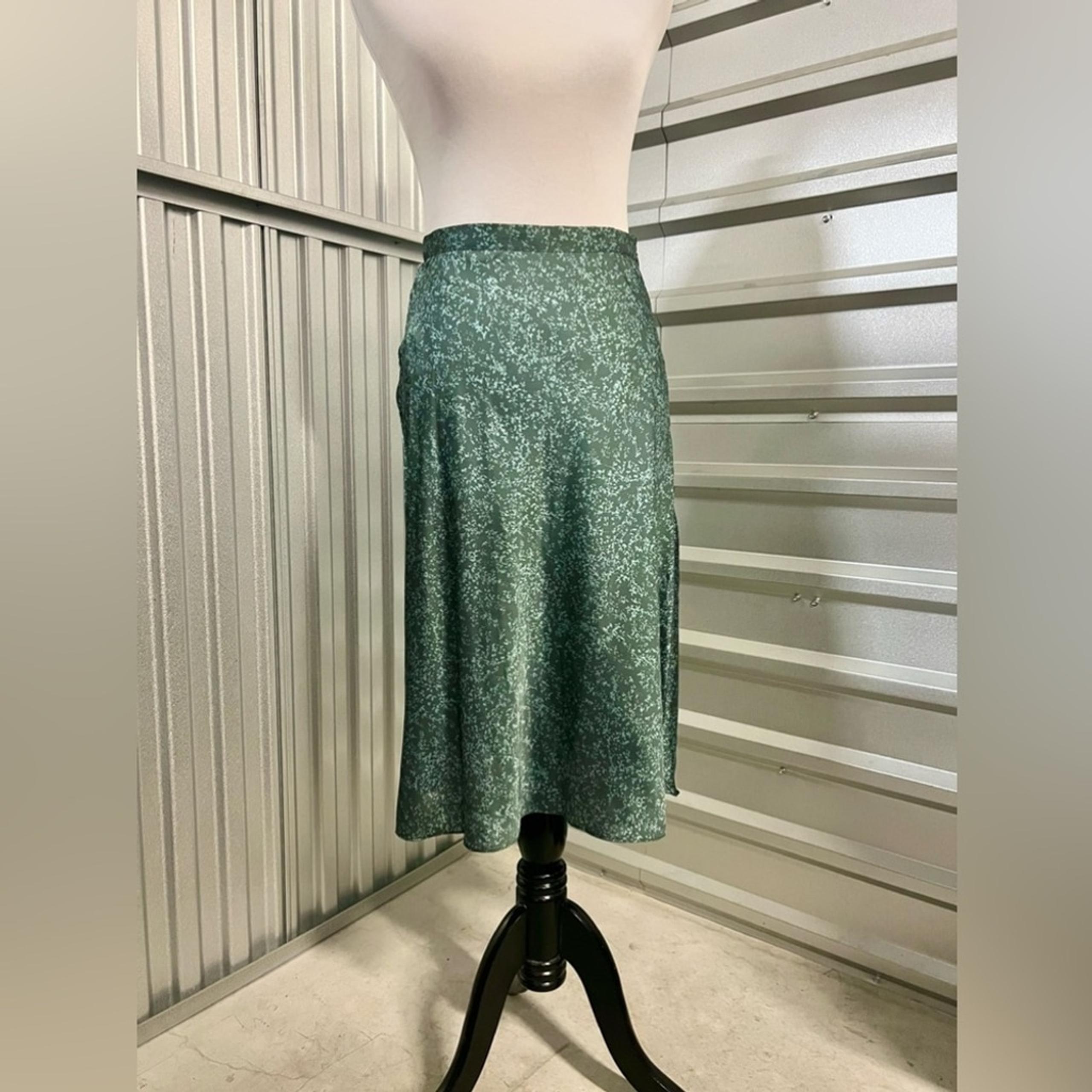 Gianni Bini Botanical Sateen Printed A-Line skirt