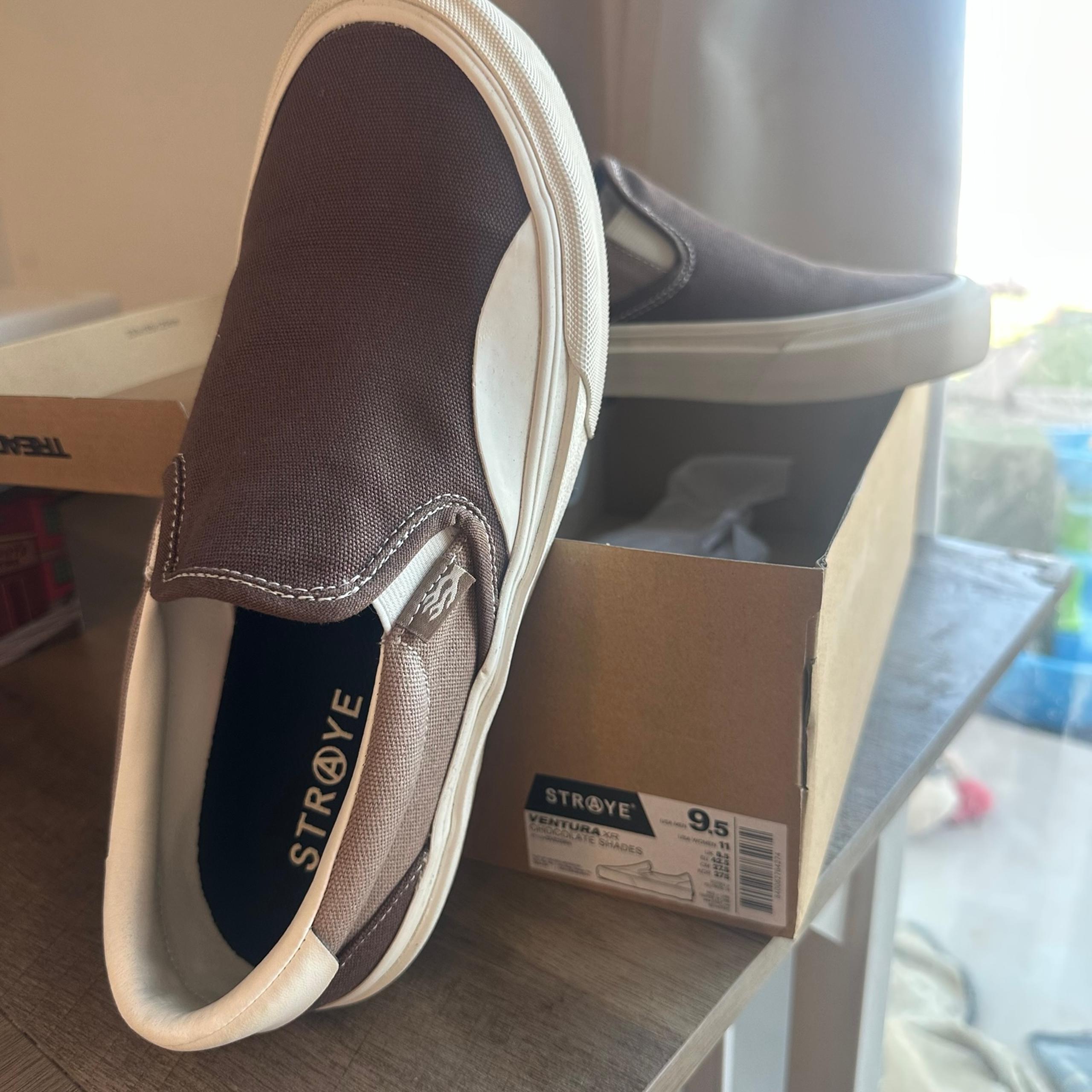 STRAYE VENTURA XR CHOCOLATE SHADES slip on men’s 9:5 ;women’s 11 ;skater casual
