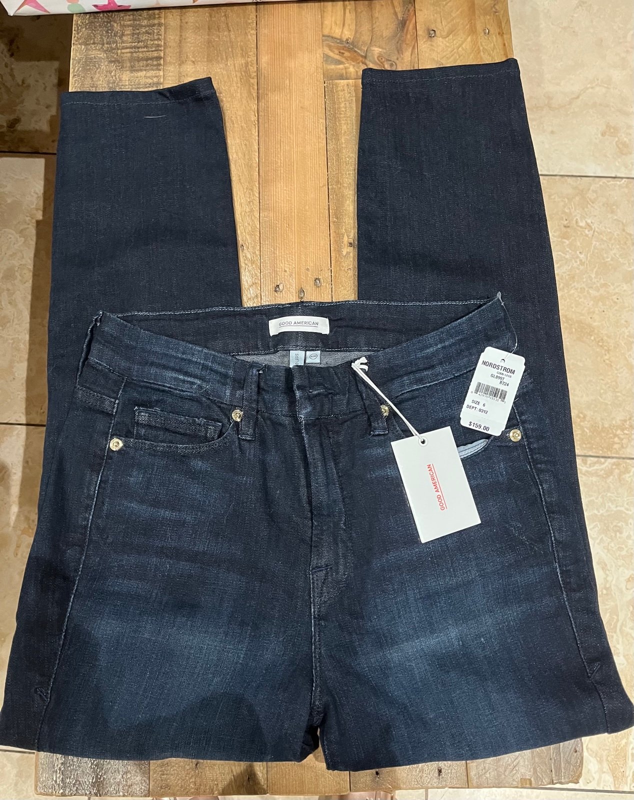 NWT Good American Jeans