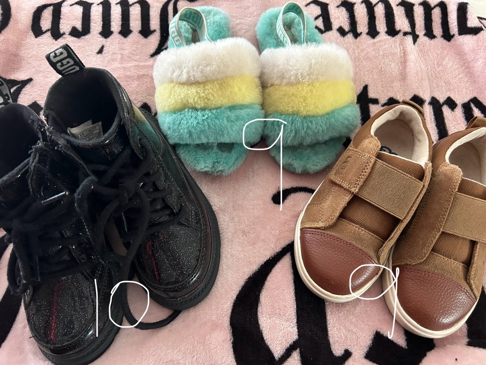 Girls Uggs shoes