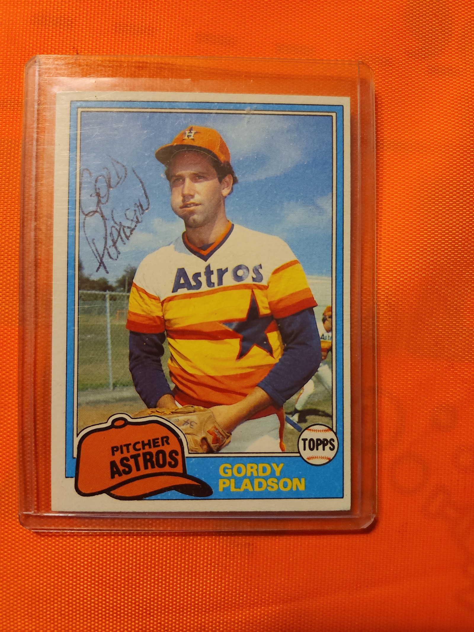 Gordon Gordon Gordy Pladson signed 1981 topps card. RARE