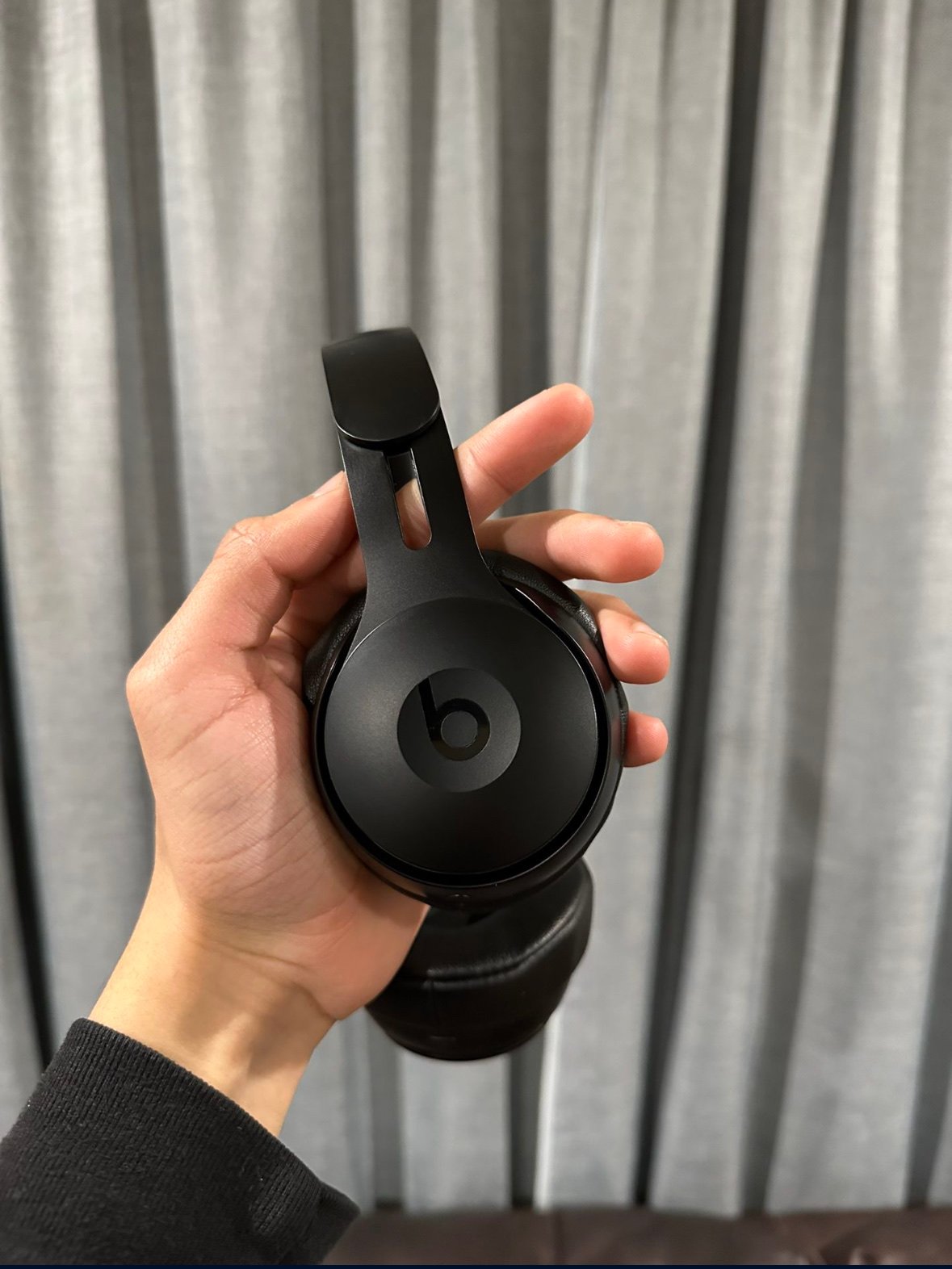Beats Solo Pro