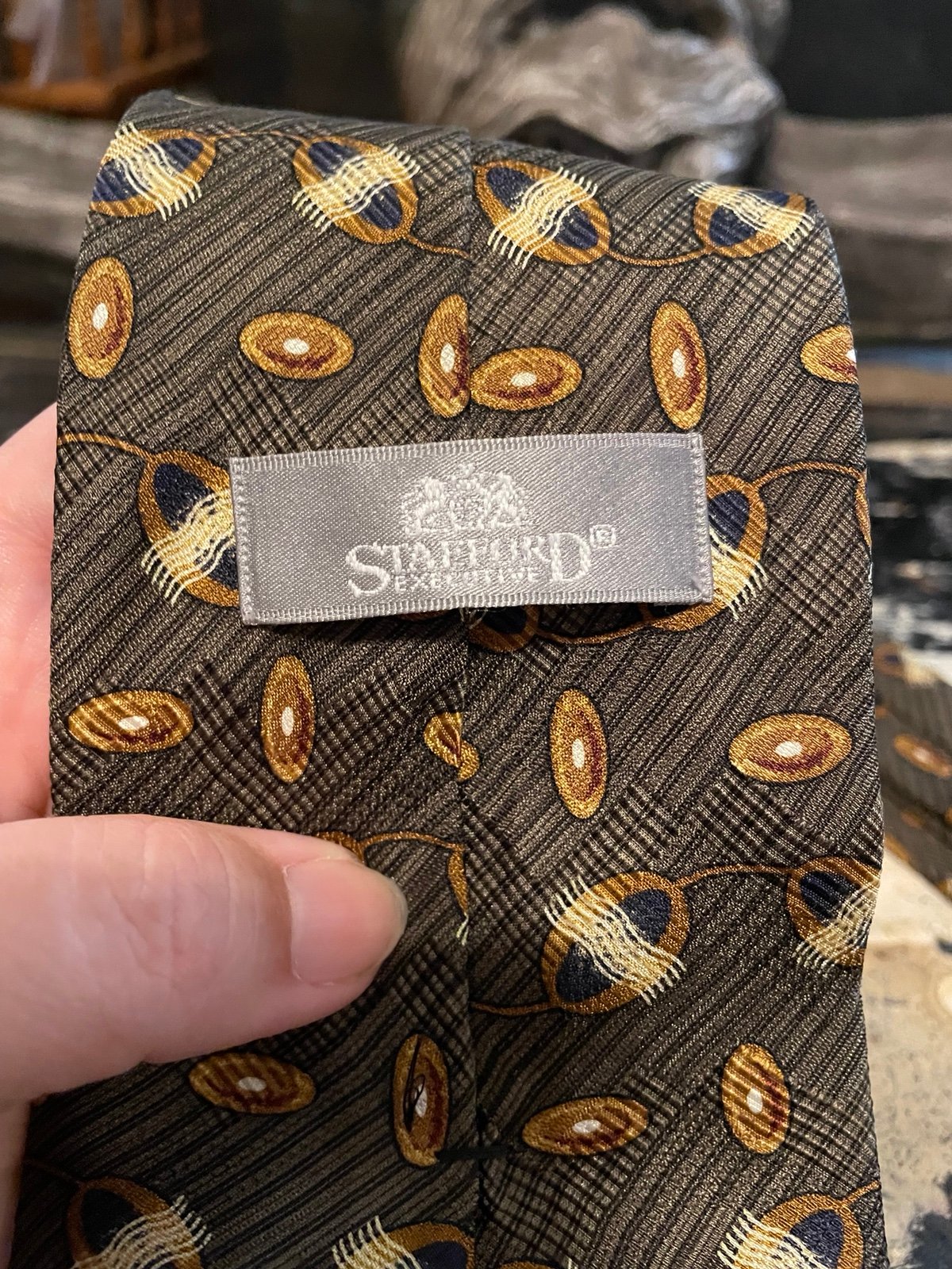 Stafford executive silk neck tie - detail