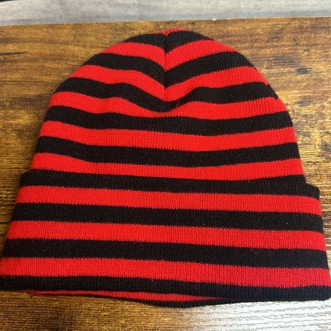 Supreme Zig Zag Stripe Beanie (FW19) - $34
