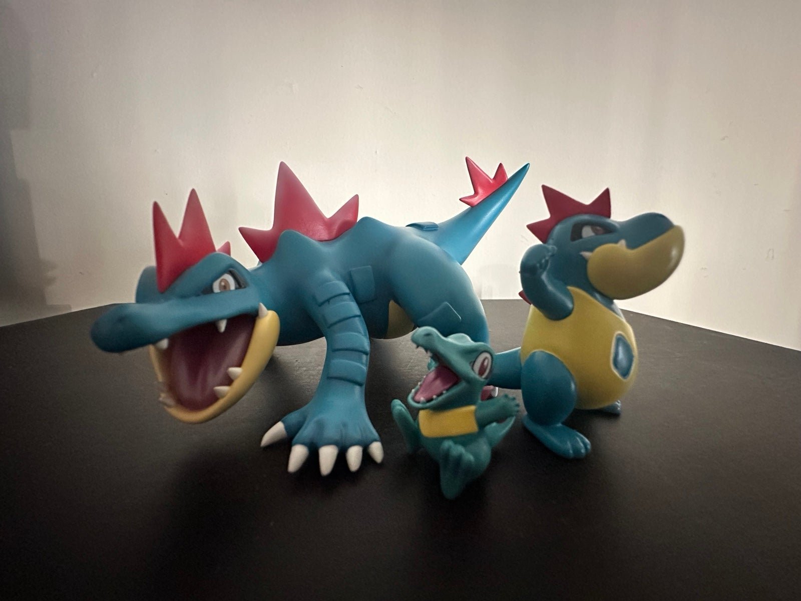 Pokemon scale world studio 1/20 Ferraligtr Croconaw totodile figurine