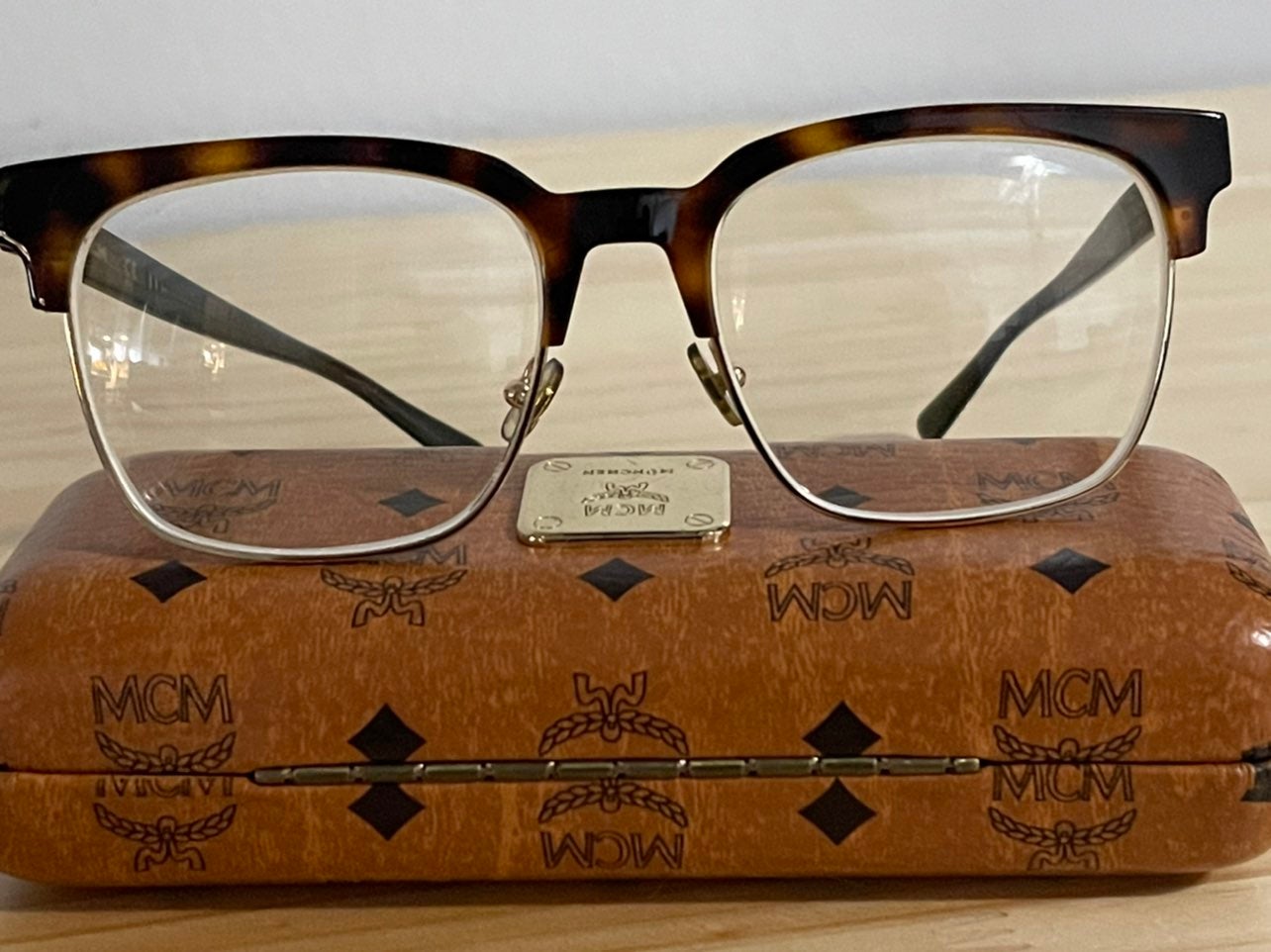 MCM glasses