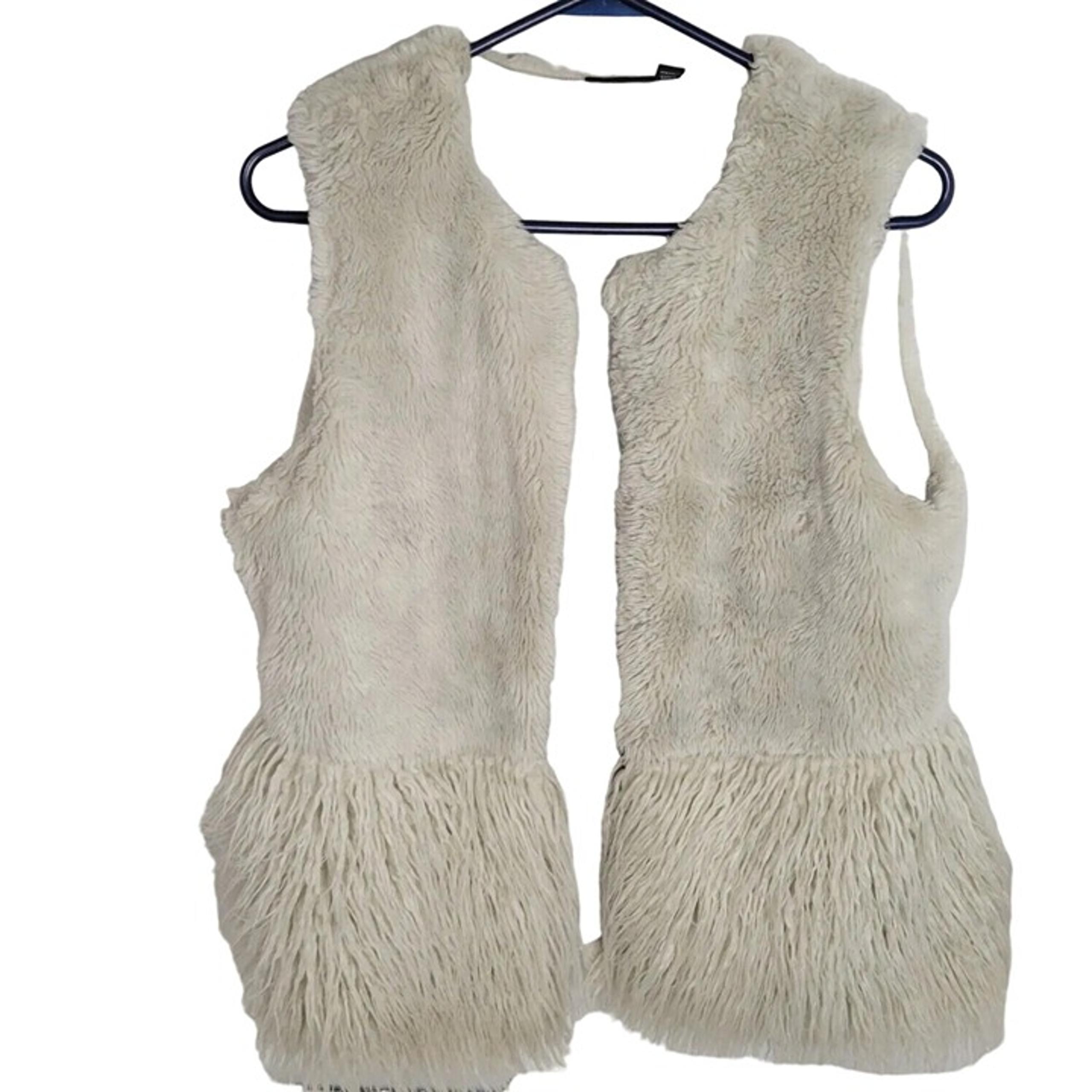 ANA a.n.a. Faux Fur cream Boho Festival vest Size med open chest burning man