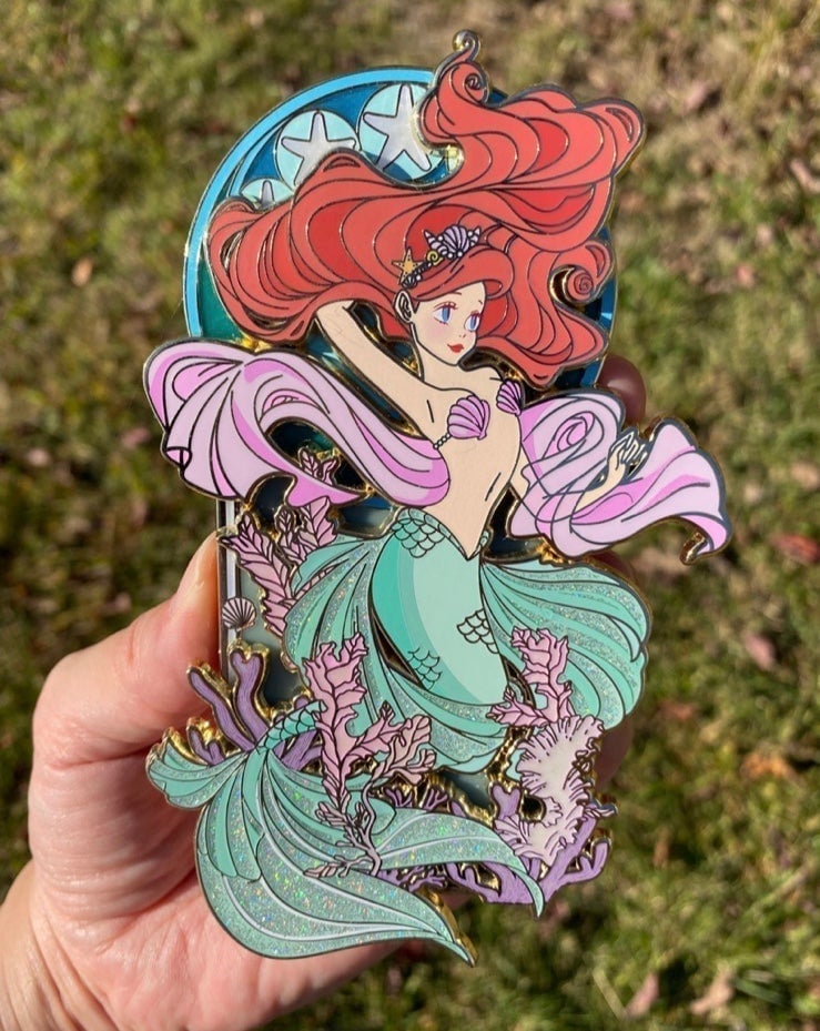 Nyxxipins Nouveau ariel fantasy pin . Disney the little mermaid pin