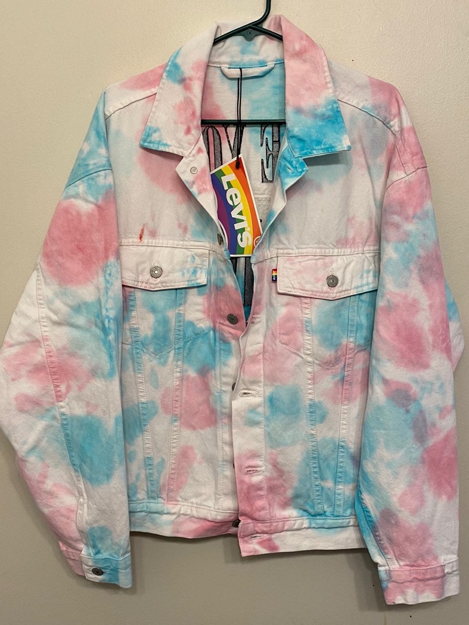 Levi's Pride Tie Dye USE YOUR VOICE D