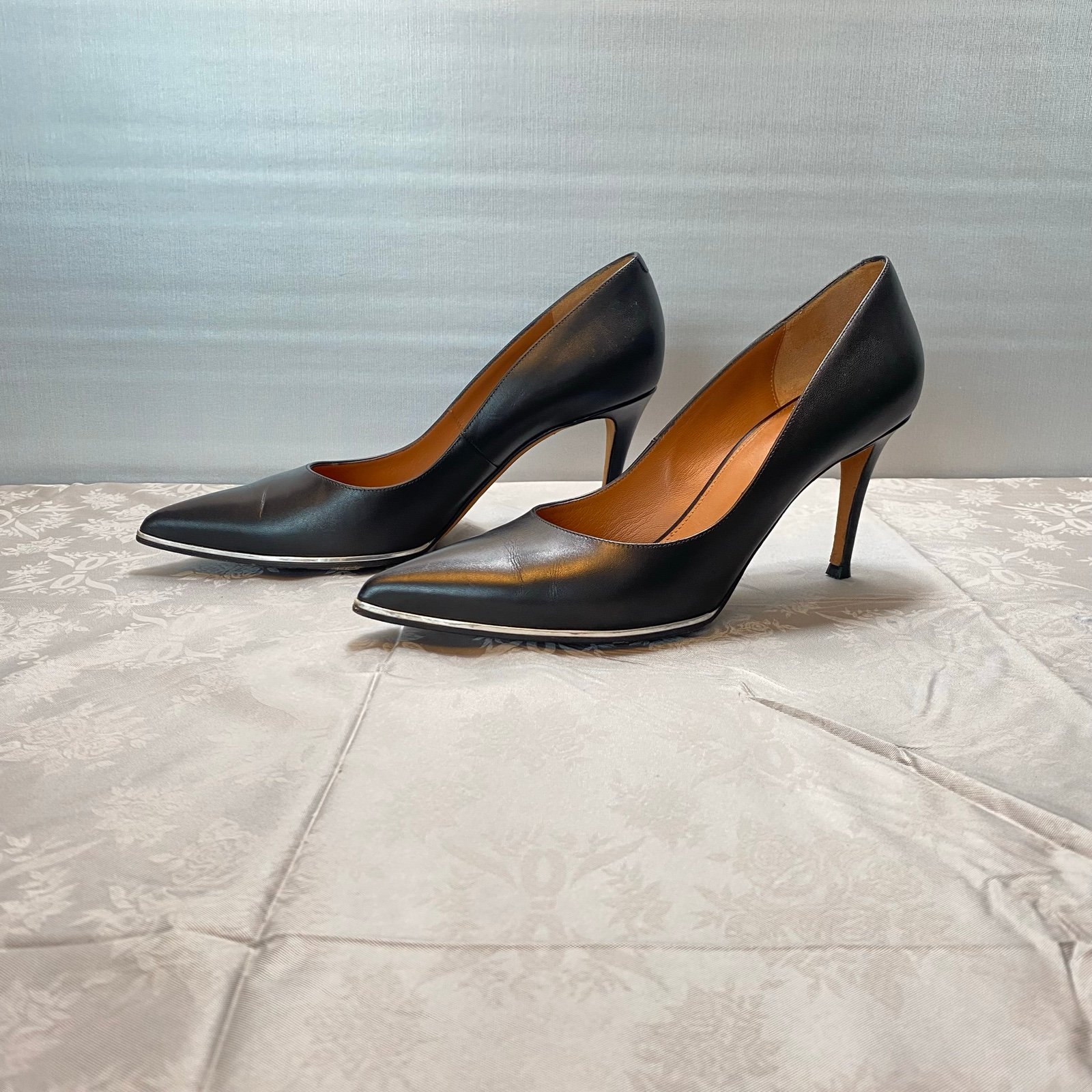 Givenchy stiletto heels black size:37 1/2”