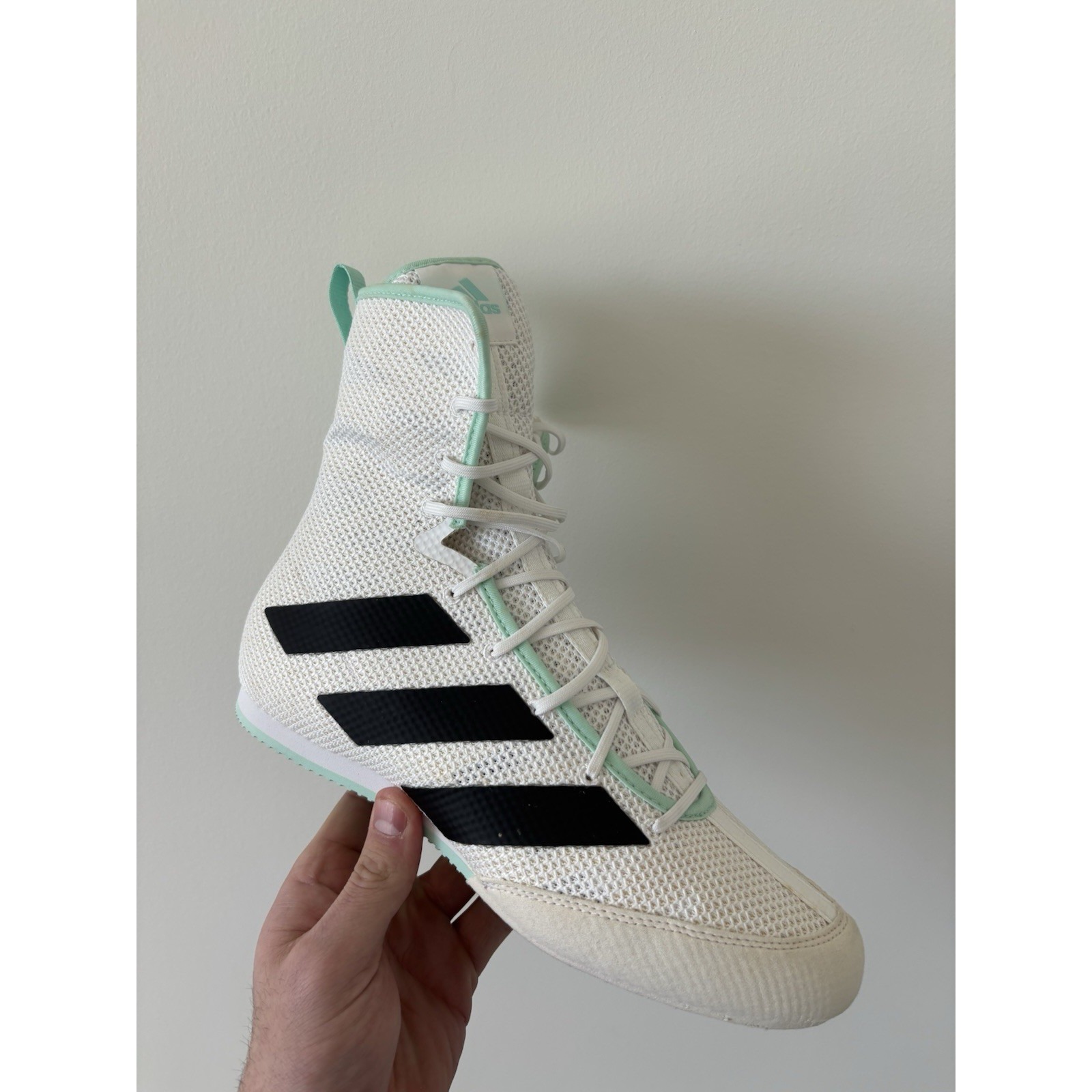 Adidas Box Hog 3 White / Mint Green Boxing Boots Size 8 US / 7.5 UK EUC GX2815