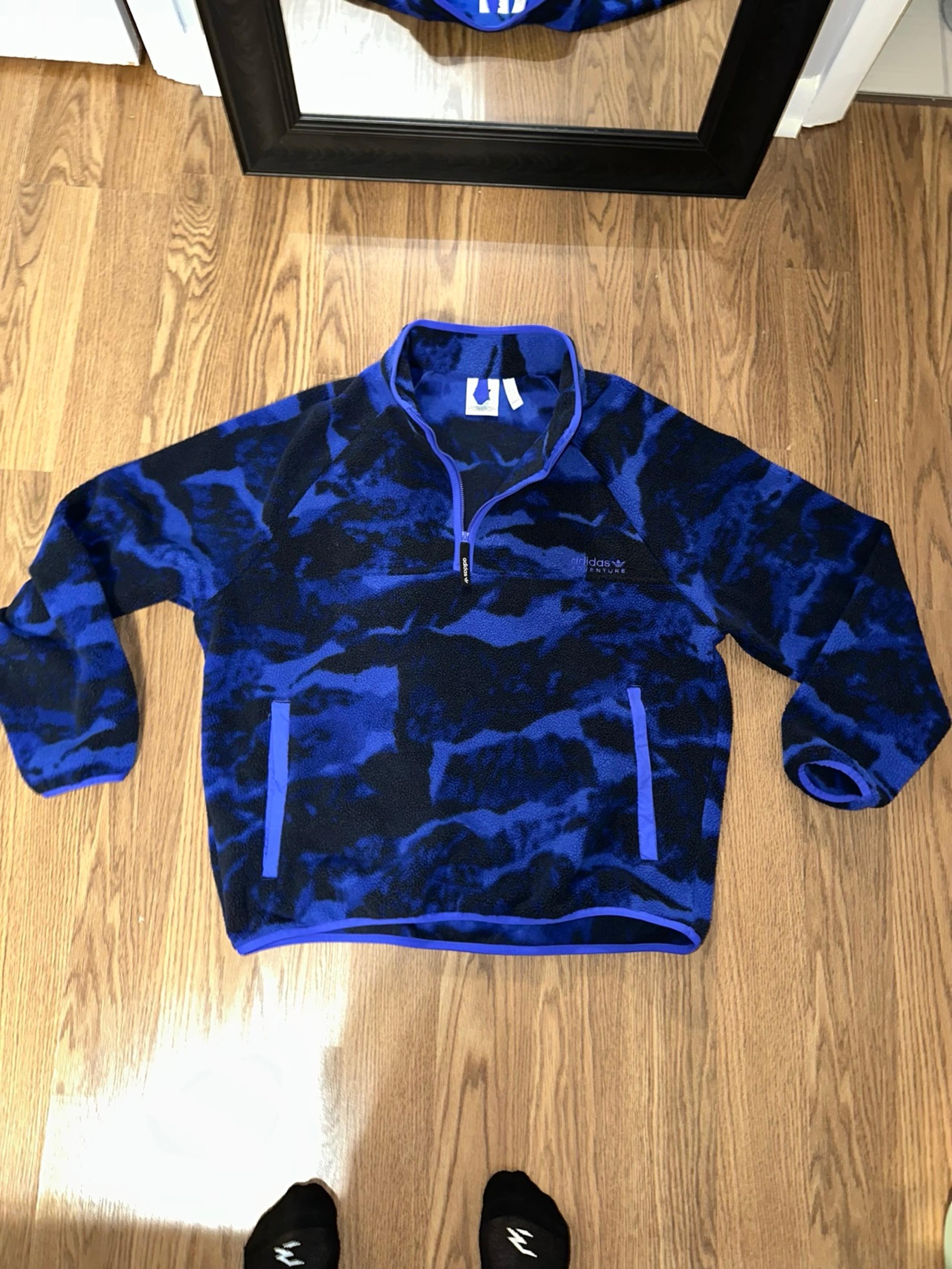 Blue Adidas fleece jacket large