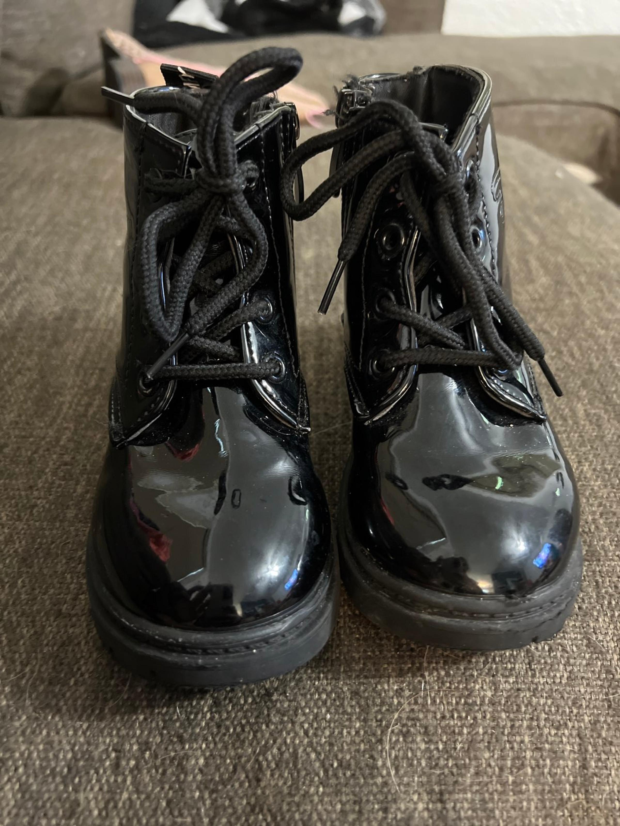 Toddler combat boots