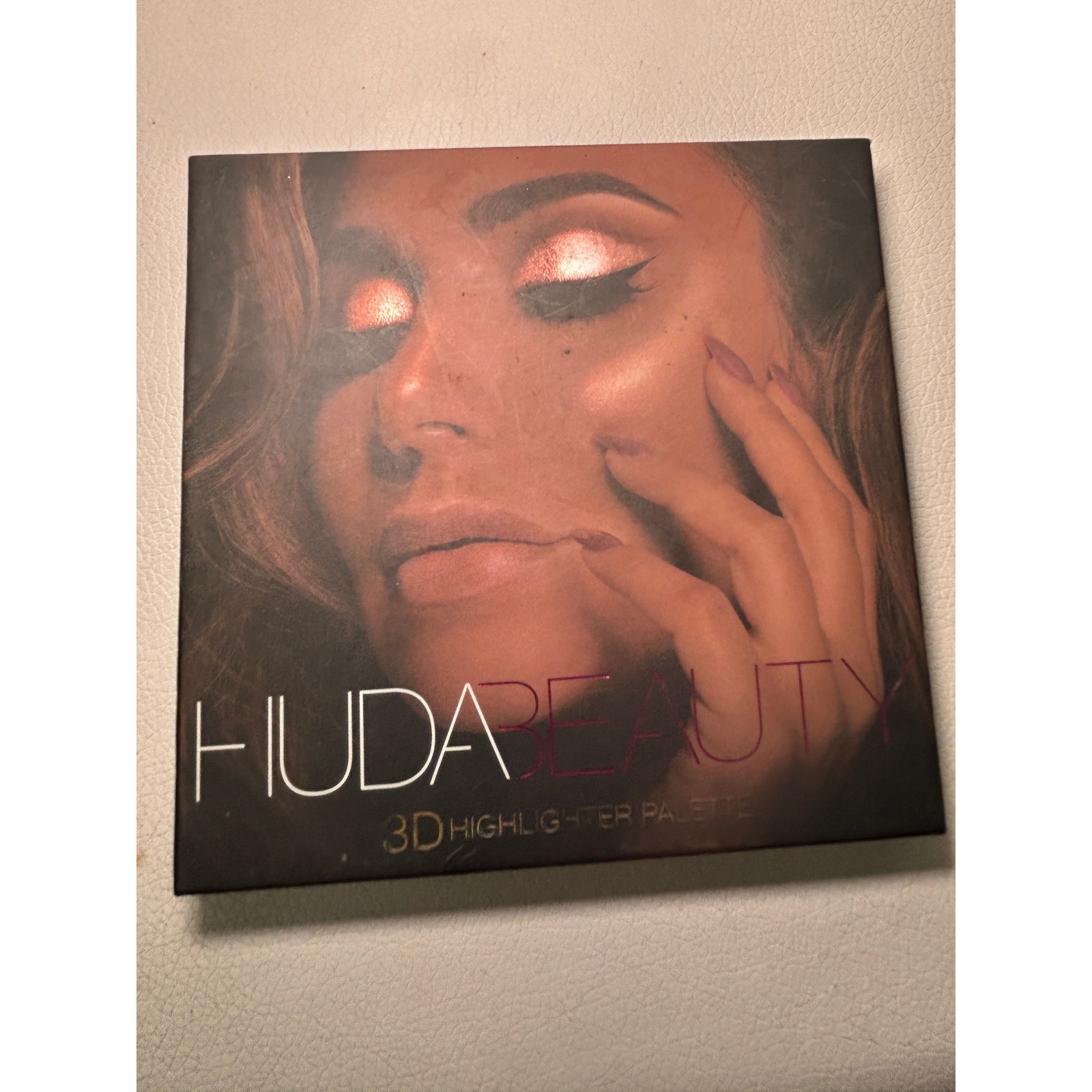 Huda Beauty 3D Highlighter Palette Golden Sands Limited Edition Discontinued
