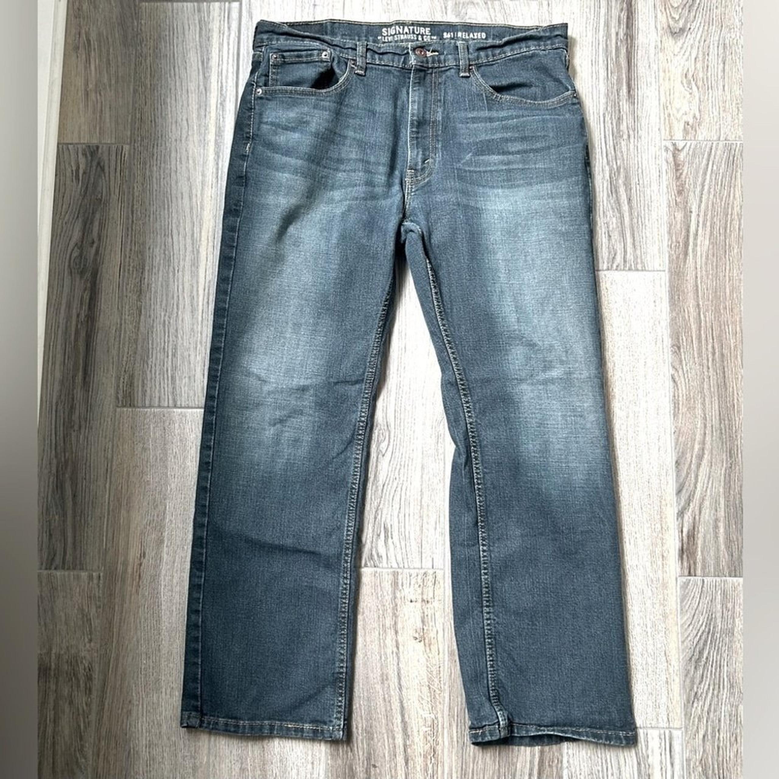 Signature By Levi Strauss S61 Relaxed Fit Jeans