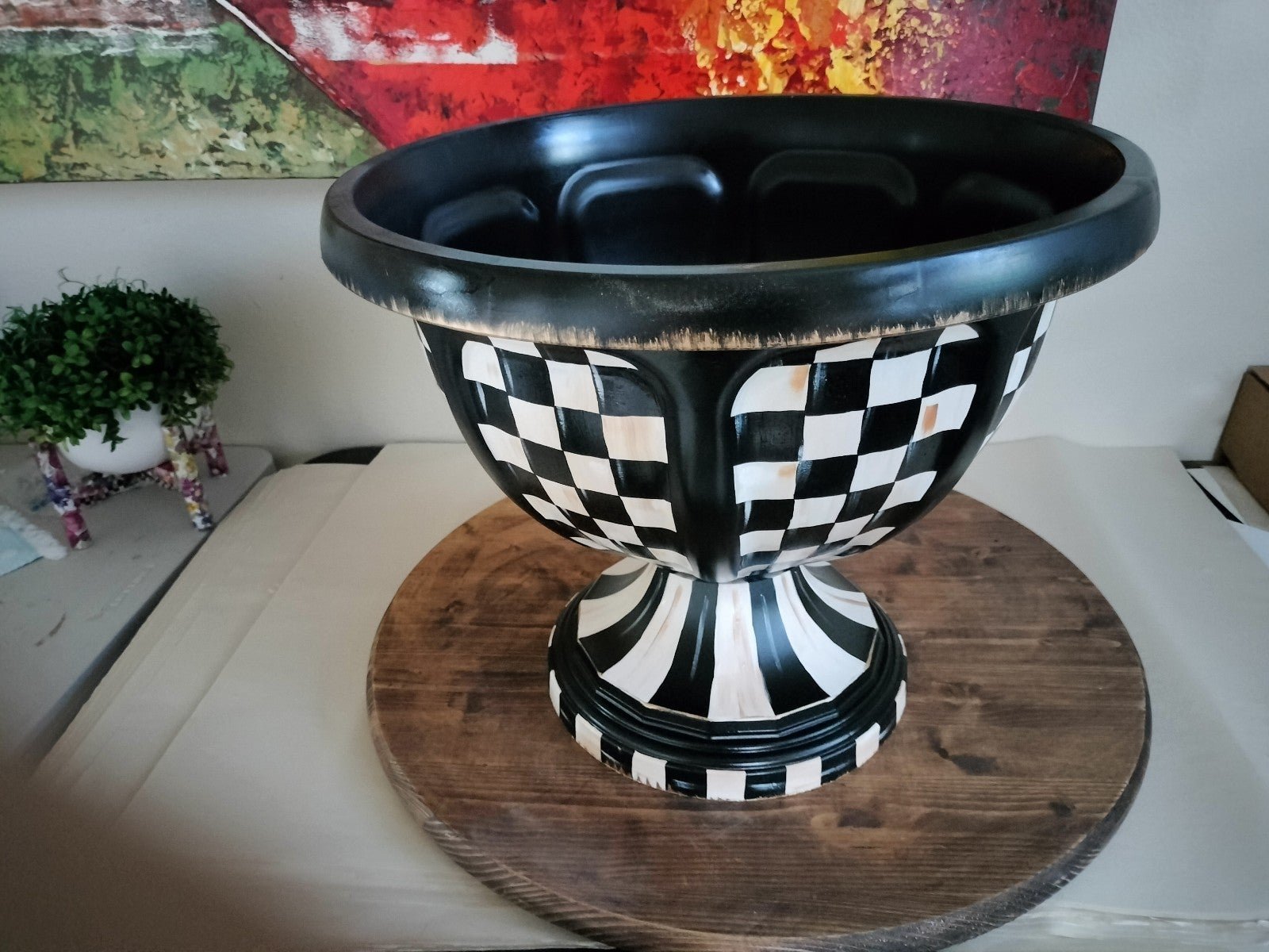 Pair of large urn planters 15x18 available in all colors hand painted by me