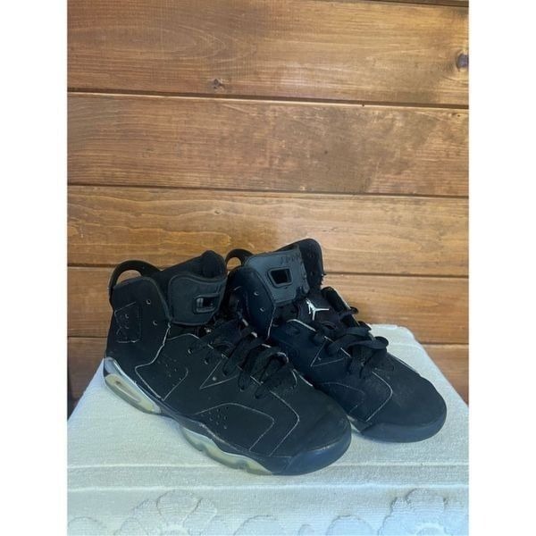 Air Jordan 6 Retro (GS) Black/Metallic Silver-Black DX2835-001 Sz 5.5 Youth