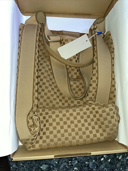 Rothy's The Bucket Bag (Hazelnut) - Brand New ⭐