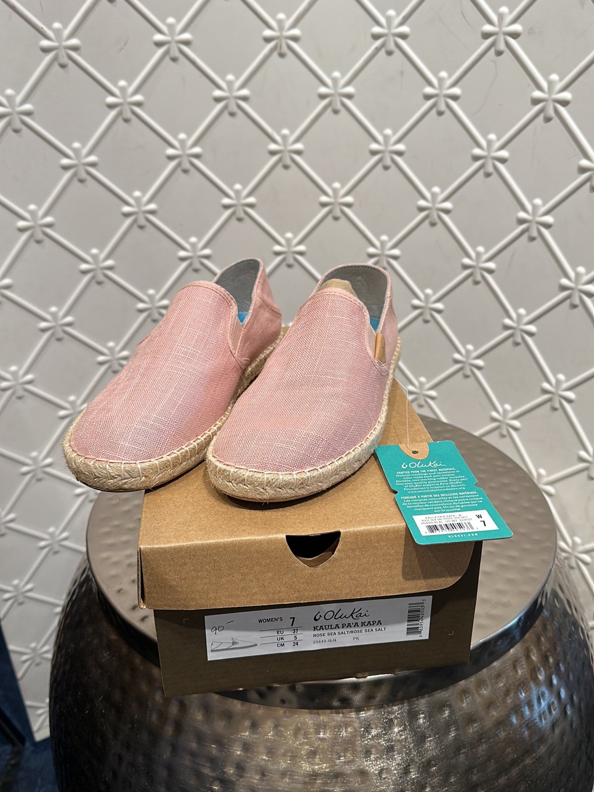 7 Womens Olukai Flats