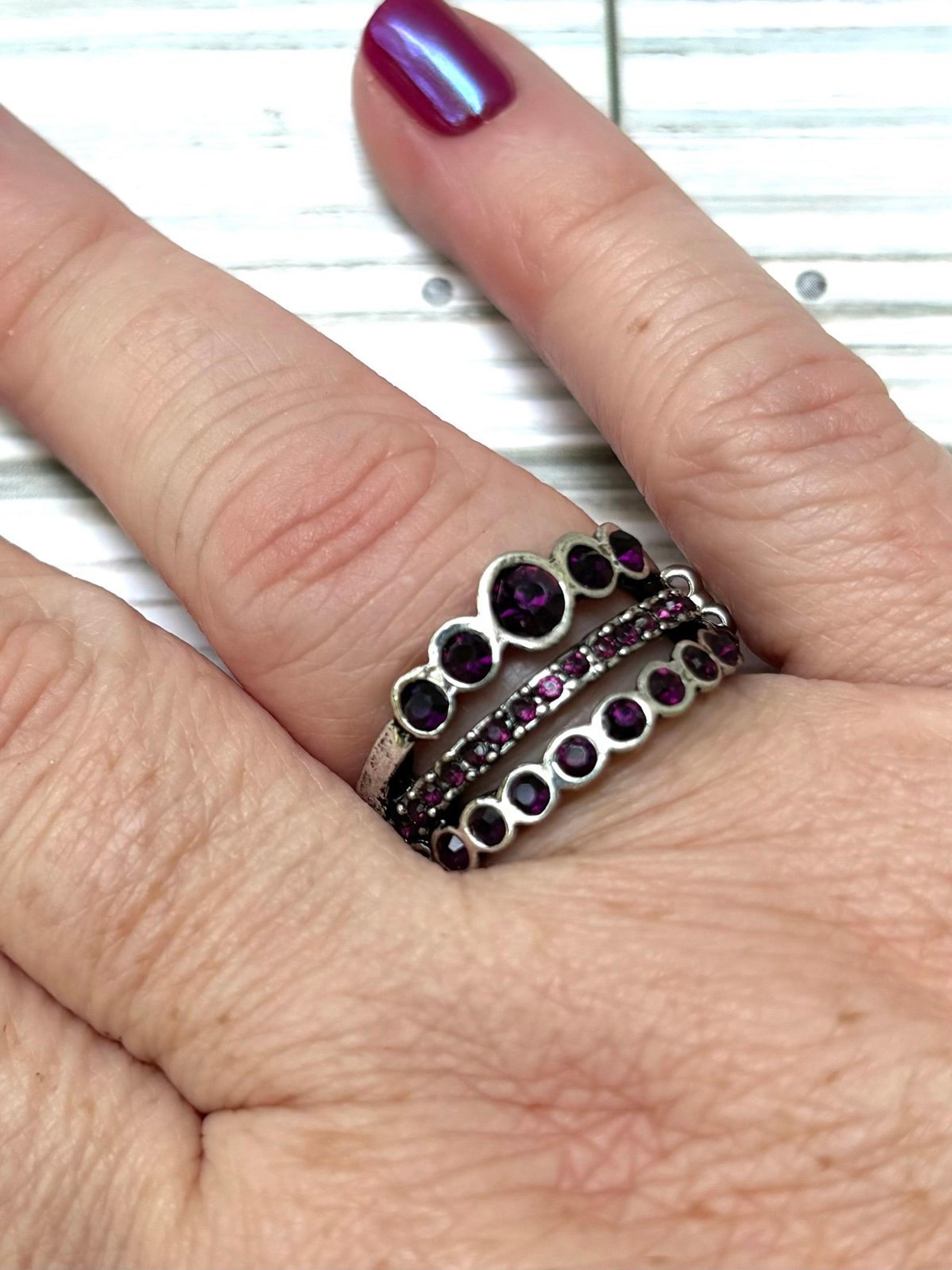 Paparazzi Women’s Ring with Dark Purple Stones