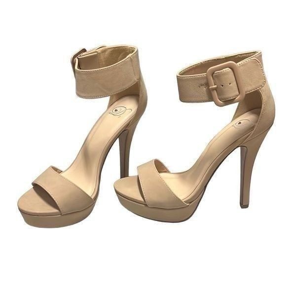 Delicious Zelena Womens 8 Platform High Heel Pumps Beige Patent Cruise Wear NIB