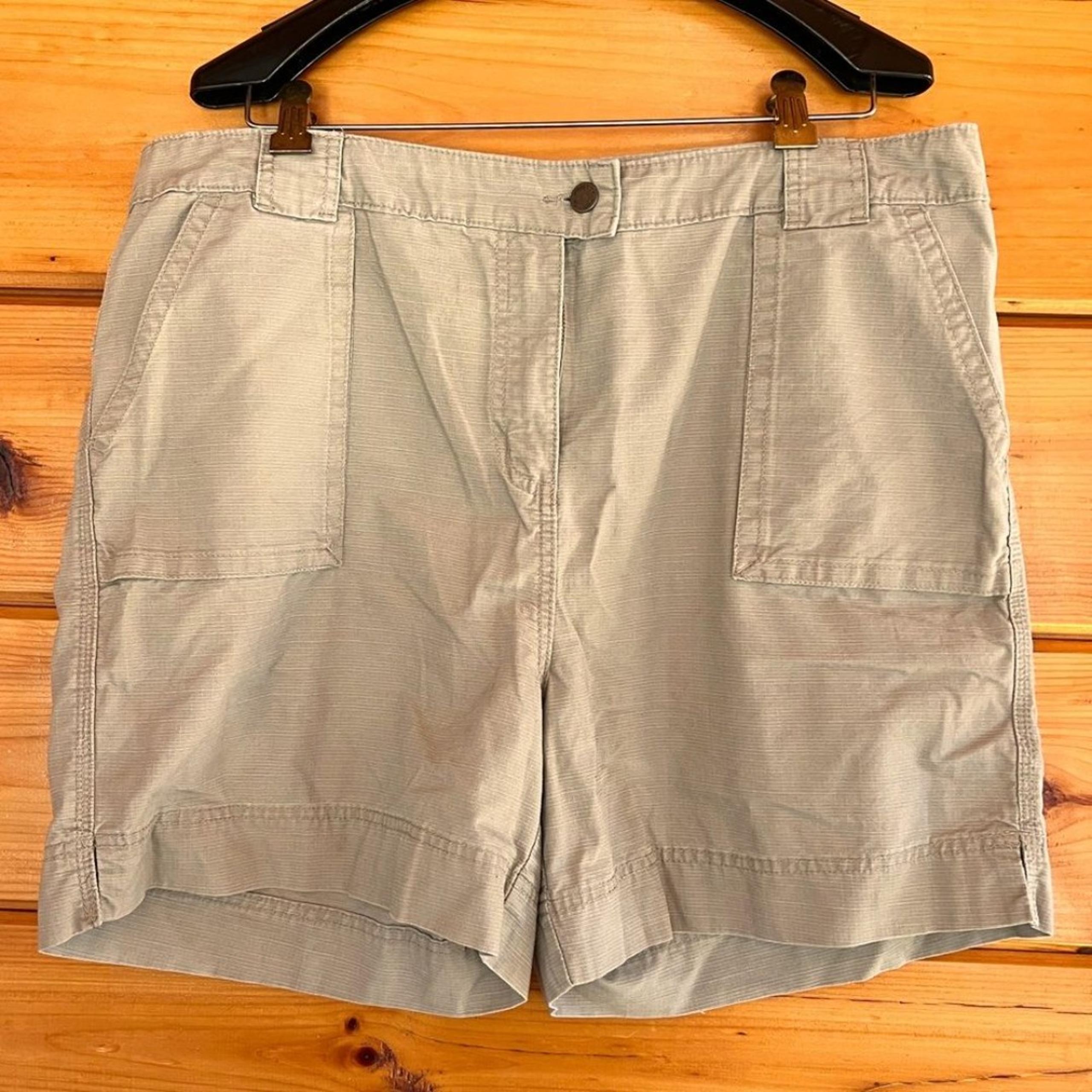 Woolrich Womens Cotton Shorts Canvas Tan Size 16 Khaki Walking Golf
