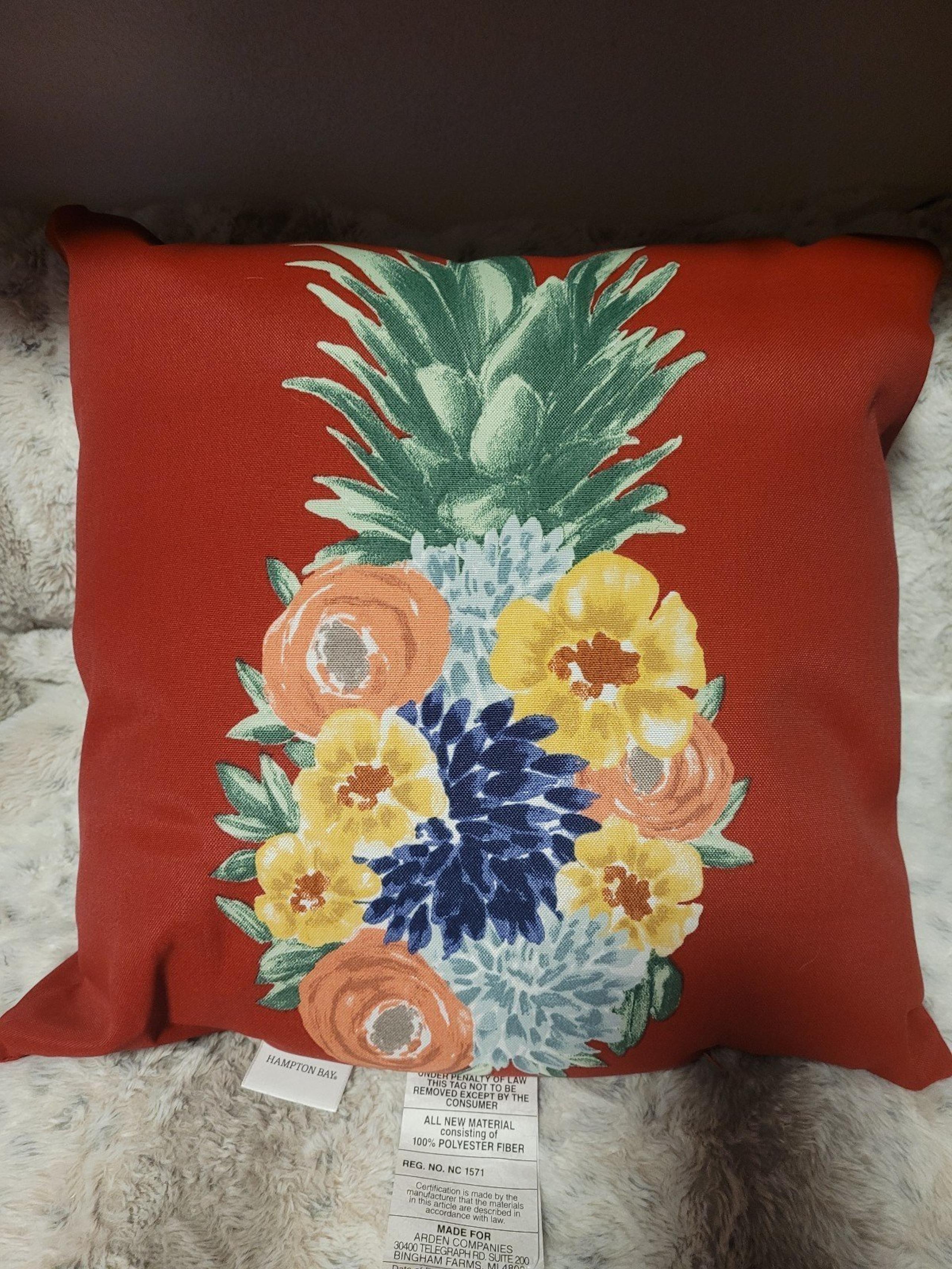 New Hampton Bay floral Pineapple outdoor square decorative pillow