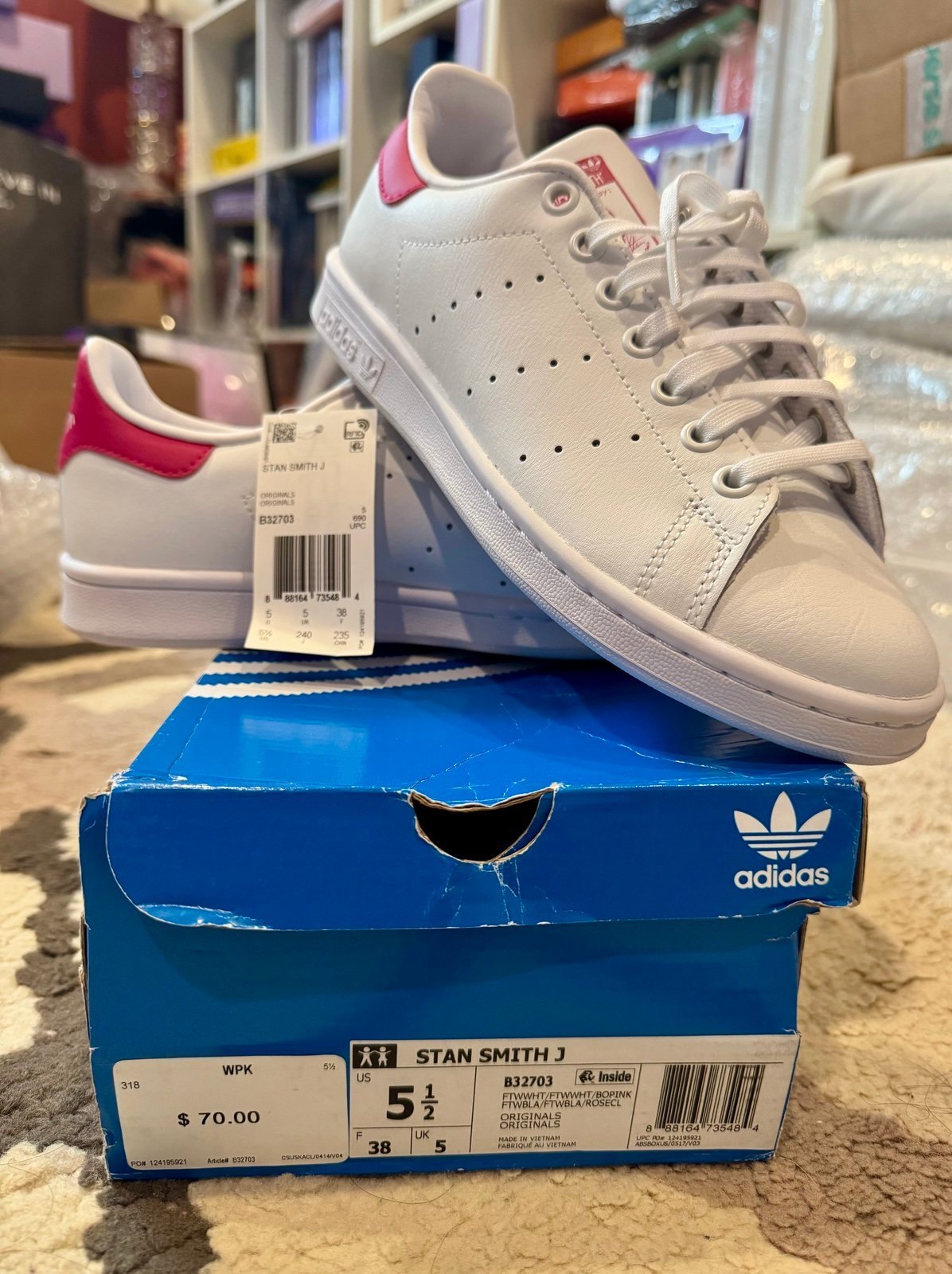 Adidas Stan Smith Slip-On Shoes in White with Red Size 5.5 Brand New