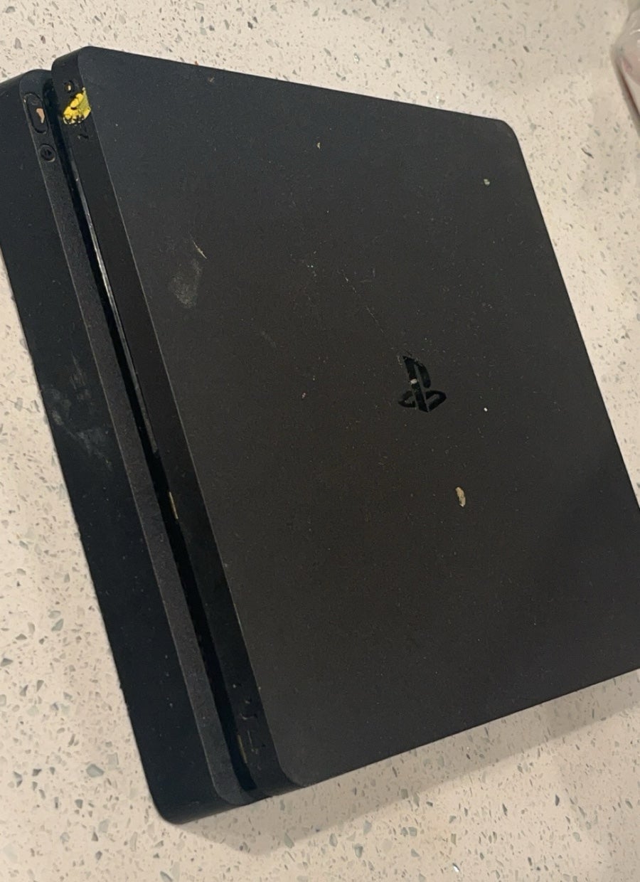 Play station 4