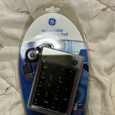 Retractable key number pad for laptop or computer