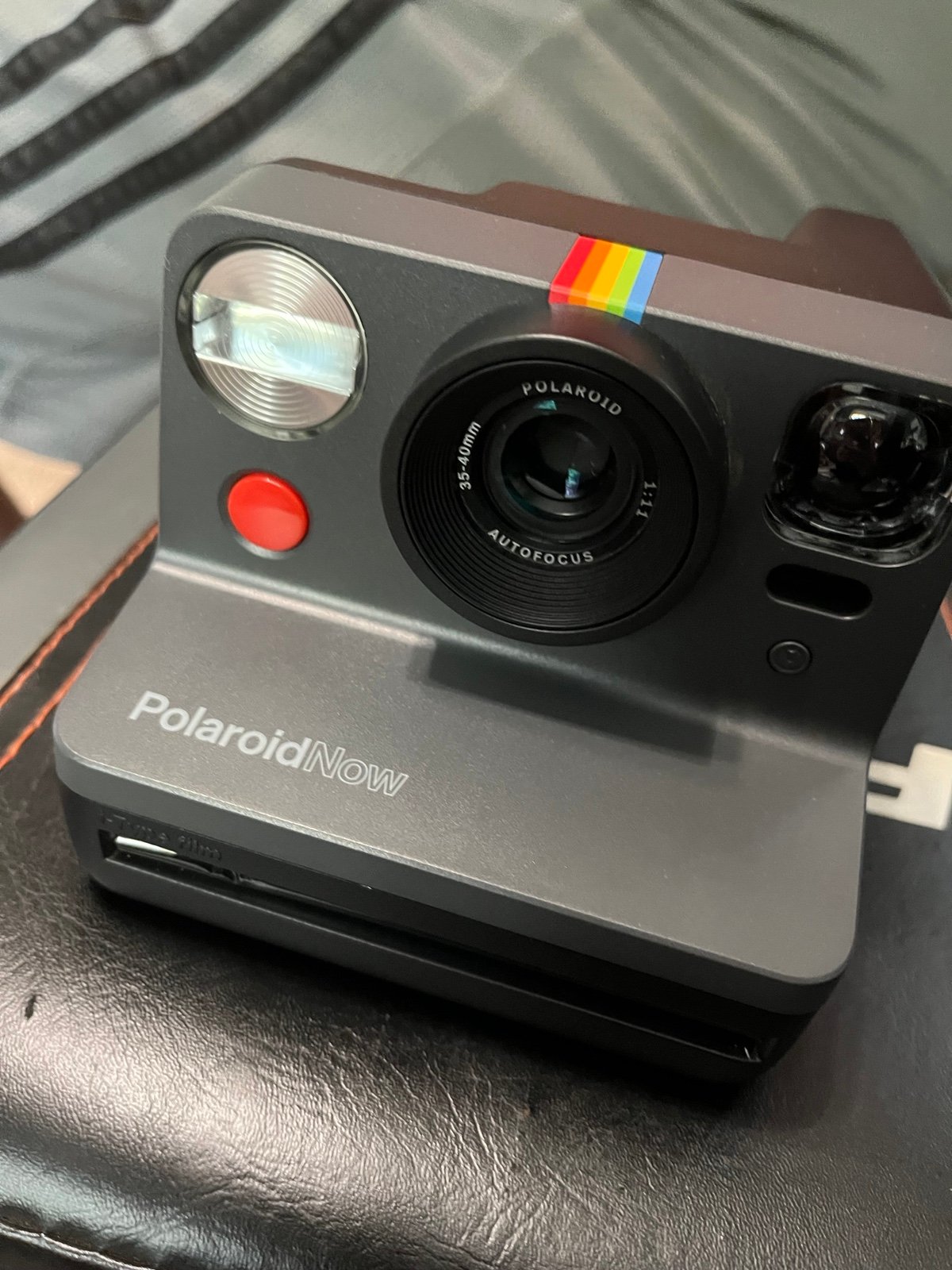 polaroid now black instant I type camera