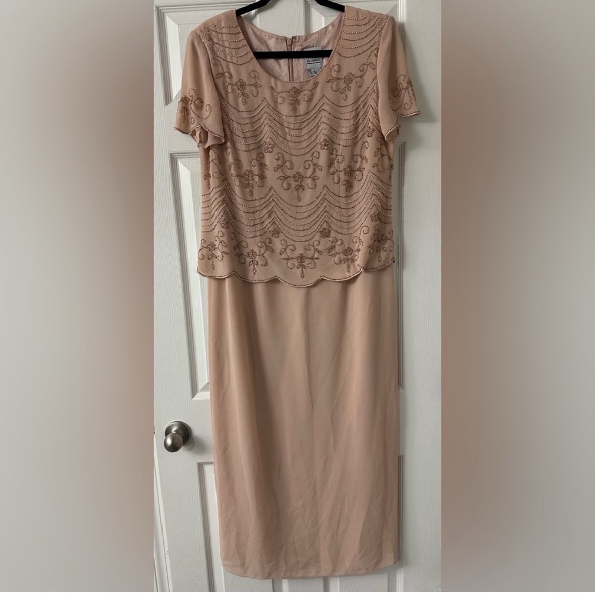 NWOT R&M Richards Women’s Beaded Cocktail Dress Size 14