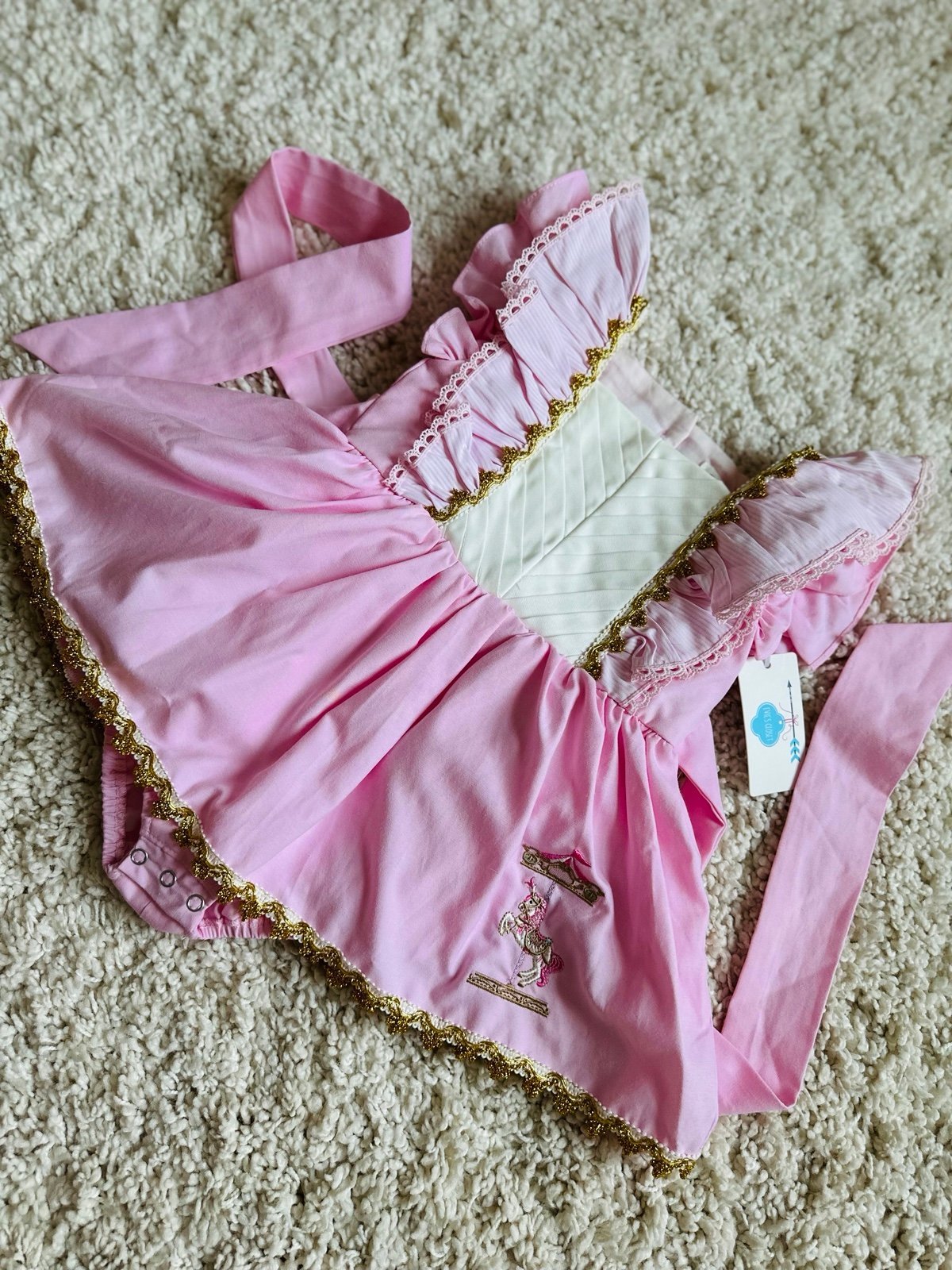 Evies Closet Carousel Dreams bubble 2