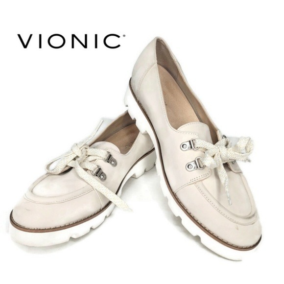 VIONIC Womens Charm Teagan Loafers ivory cream Nubuck lug soles size 9.5