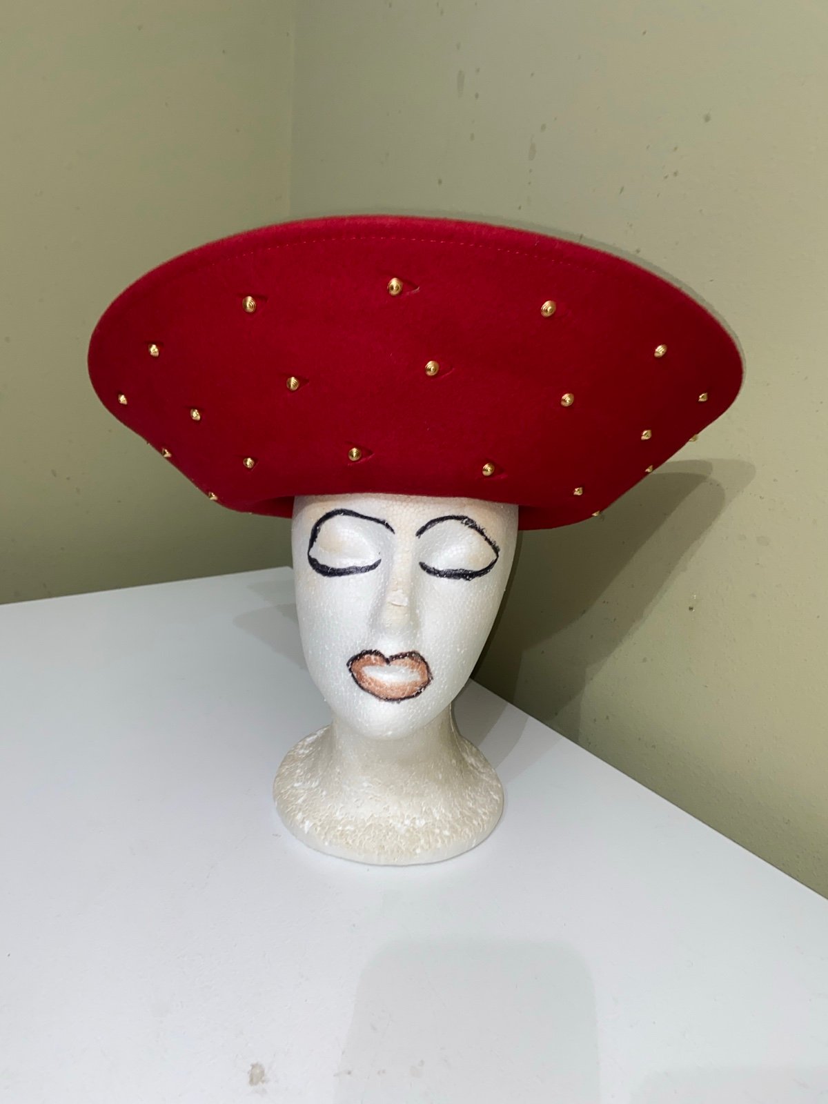 Beautiful Church / Dress Hat by b Michael N Y