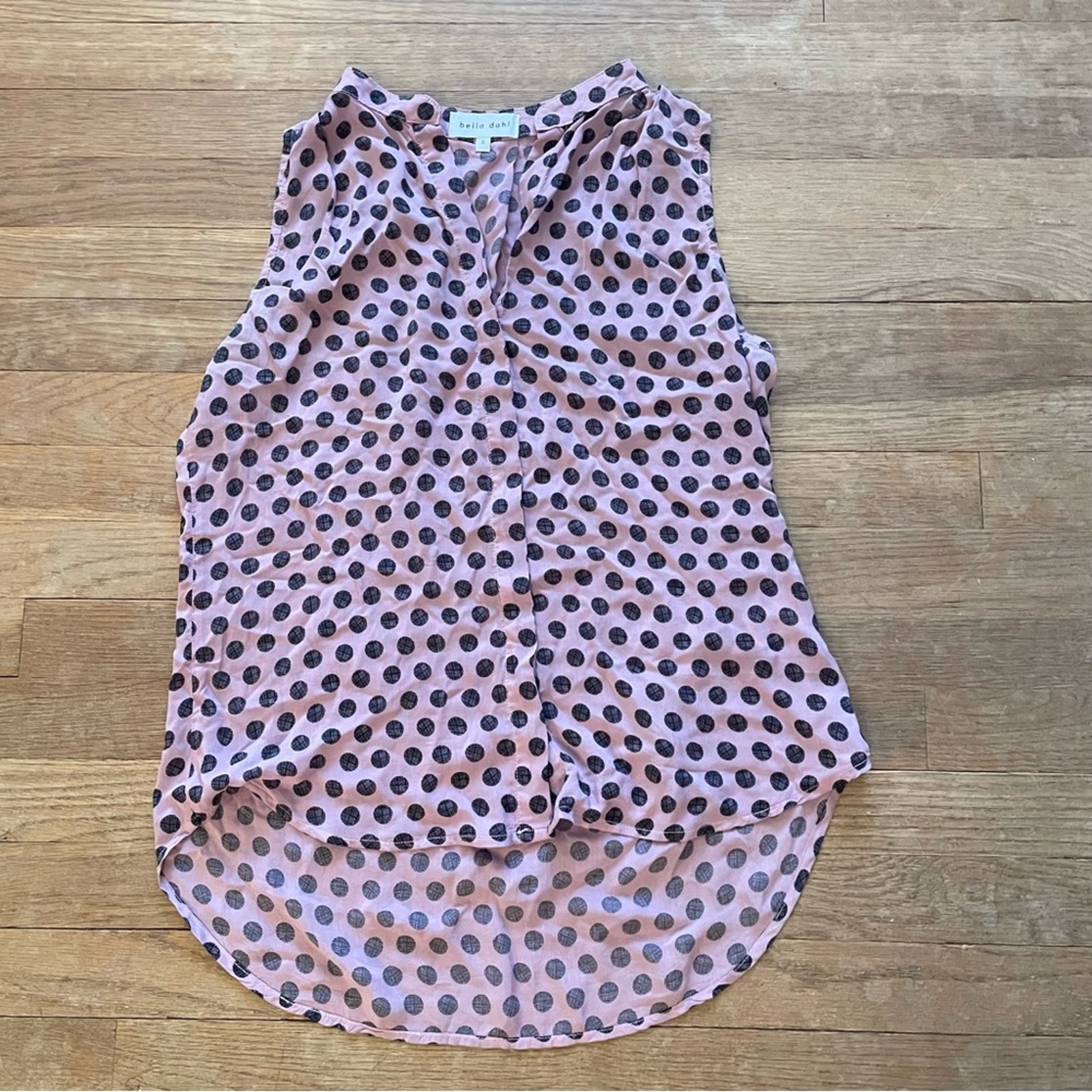 Bella Dahl pink black polkadot button-down blouse shirt top small S b27