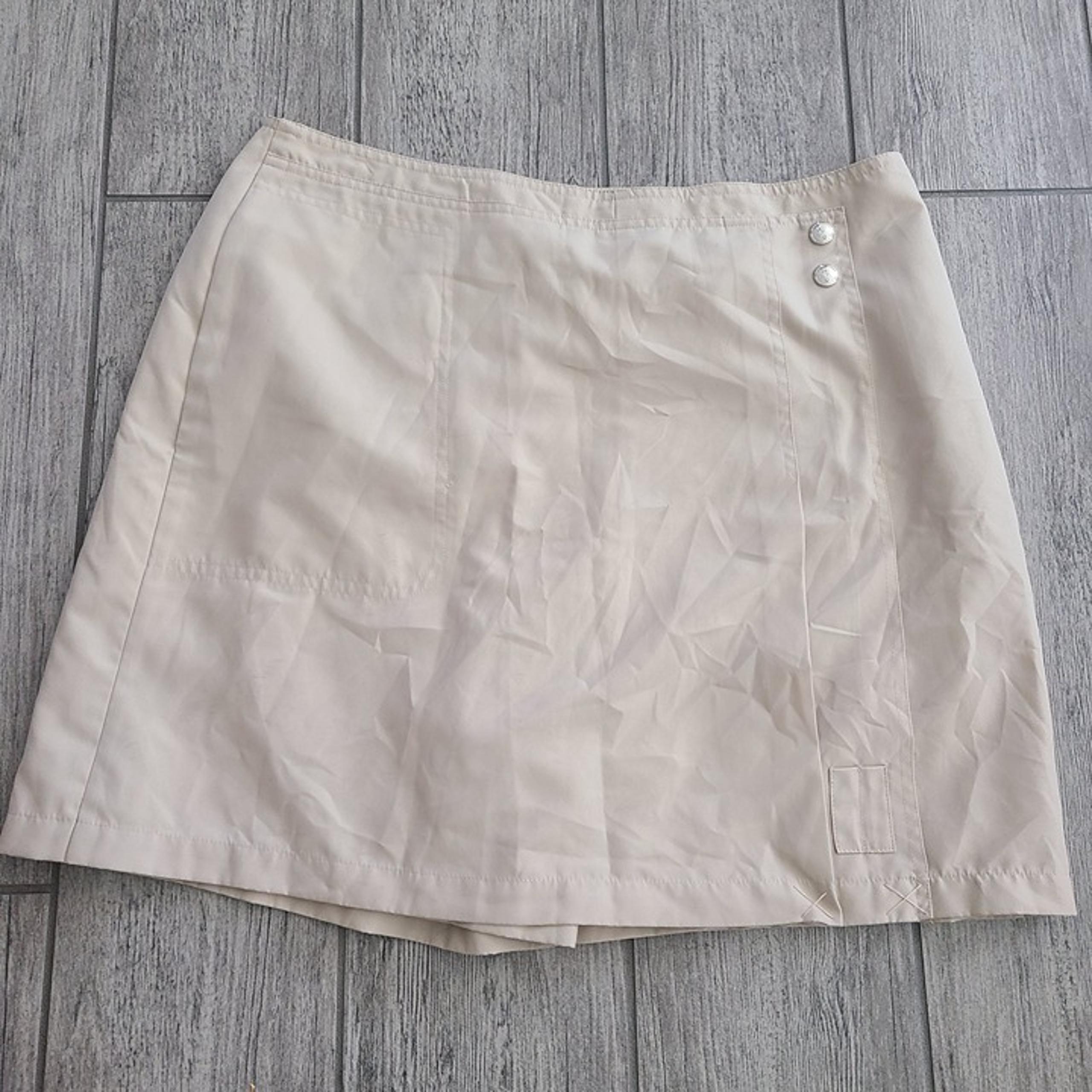 IZOD women's extra dry athletic tennis golf skort khaki tan color size 8