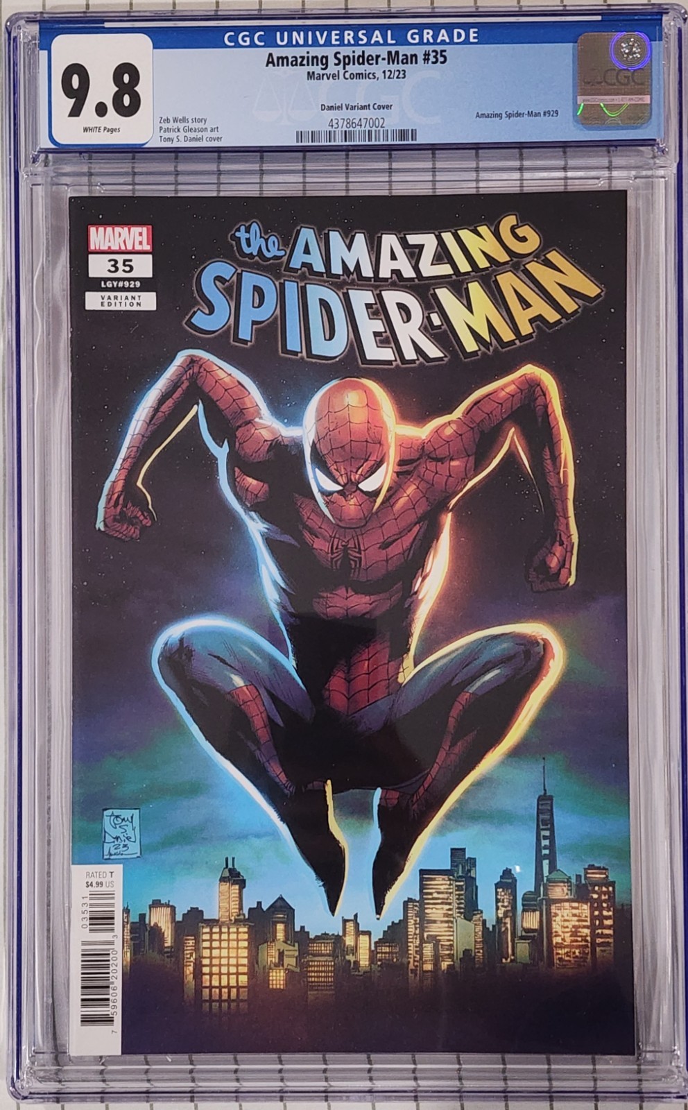 CGC 9.8 Amazing Spider-Man #35 Tony Daniel variant