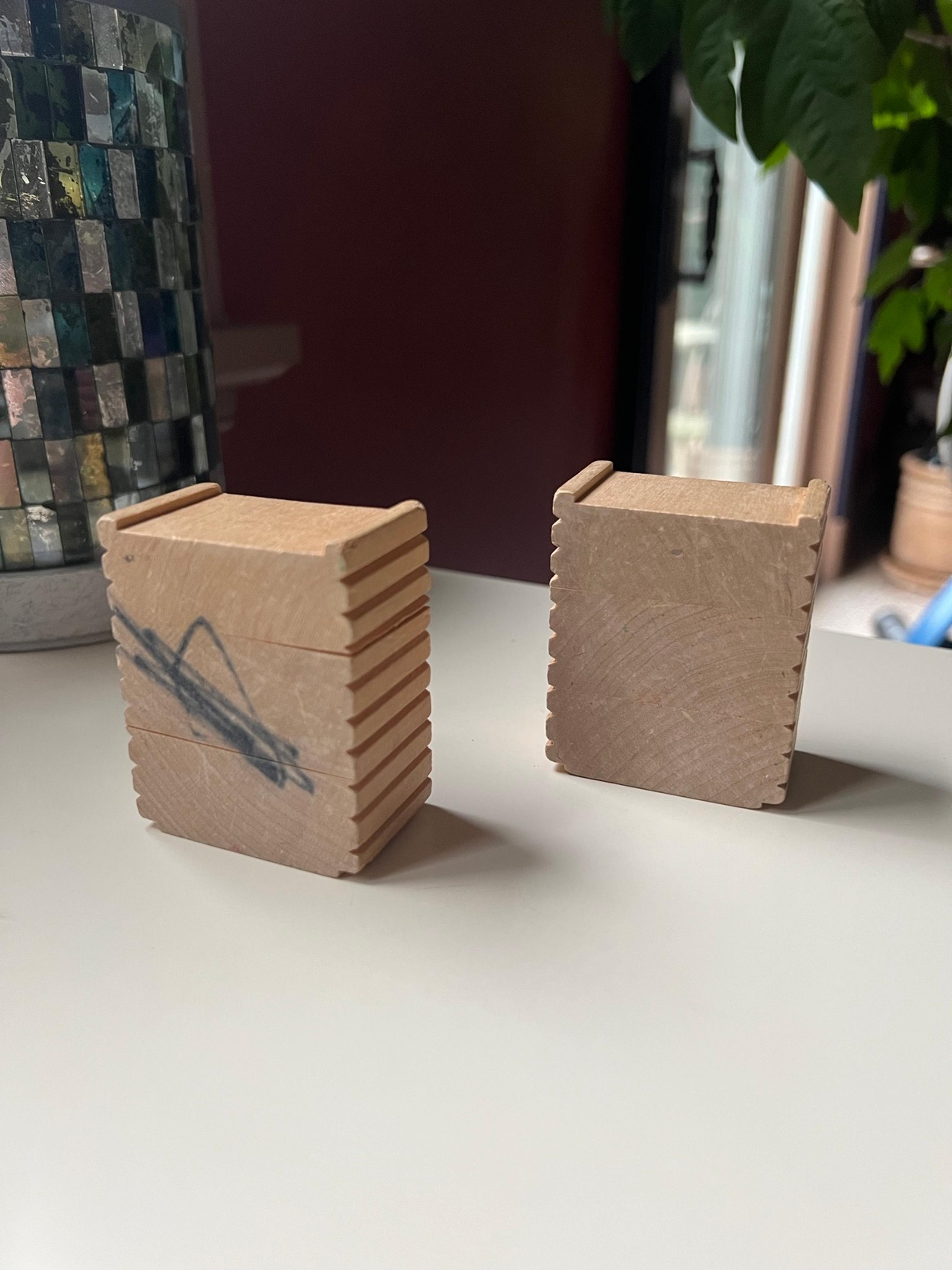Thomas & Friends Wooden Railway Lot Of 2 Support Stackable Wood Risers