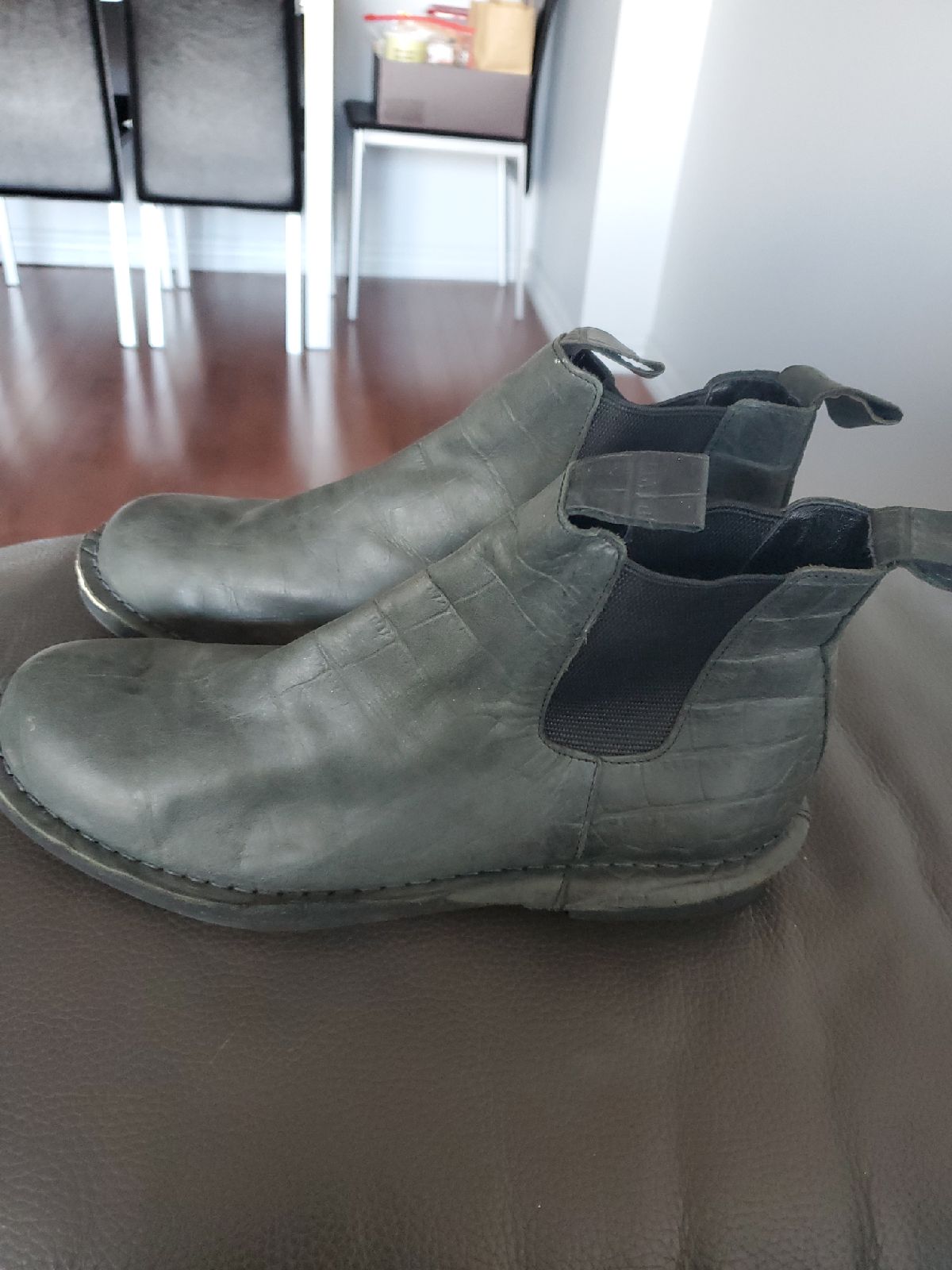 Comme des Garcons black Chelsea boots size Japanese 24 like us 7