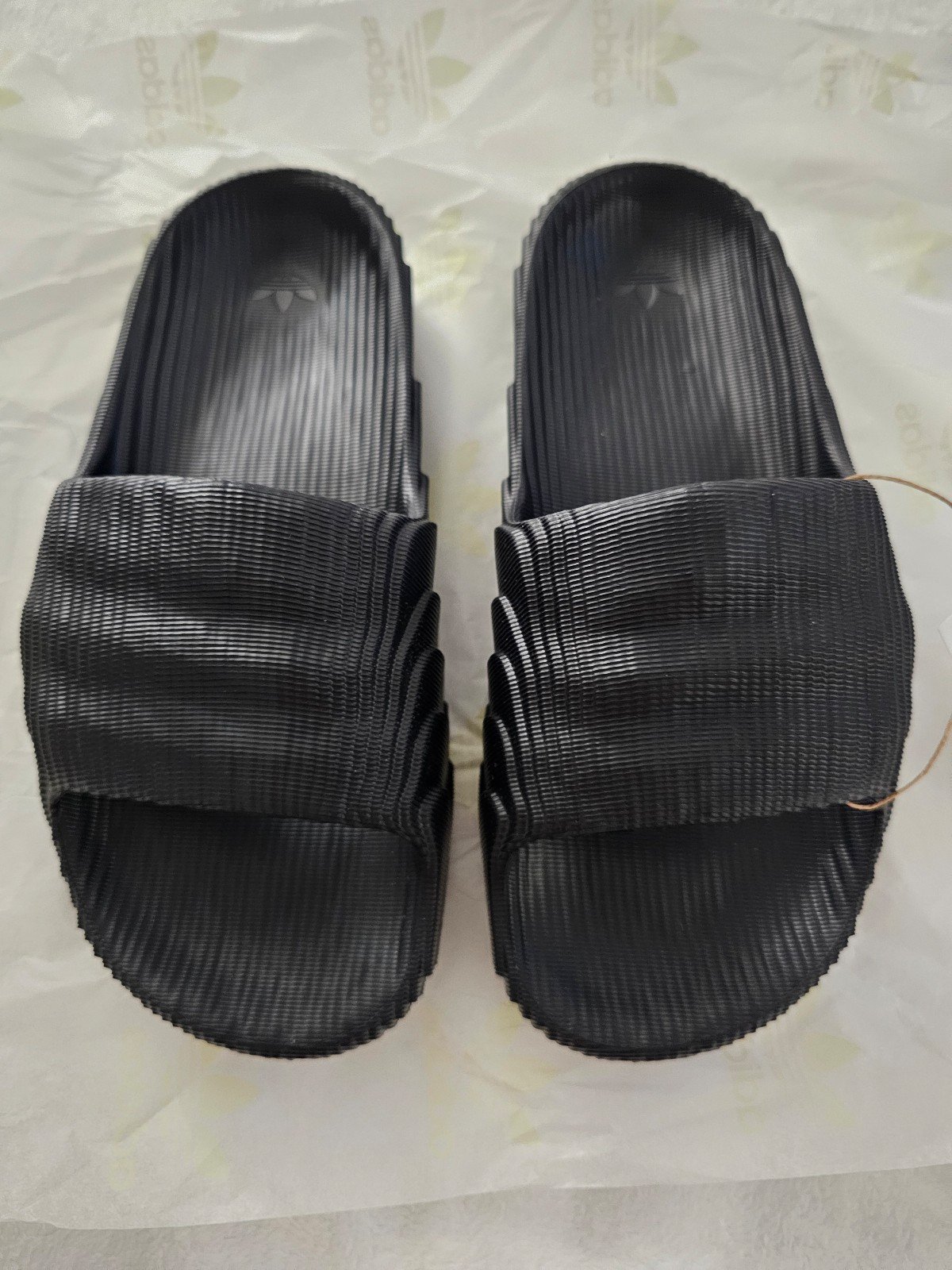 Adidas Adilette Slide 22 - Black - Size 4