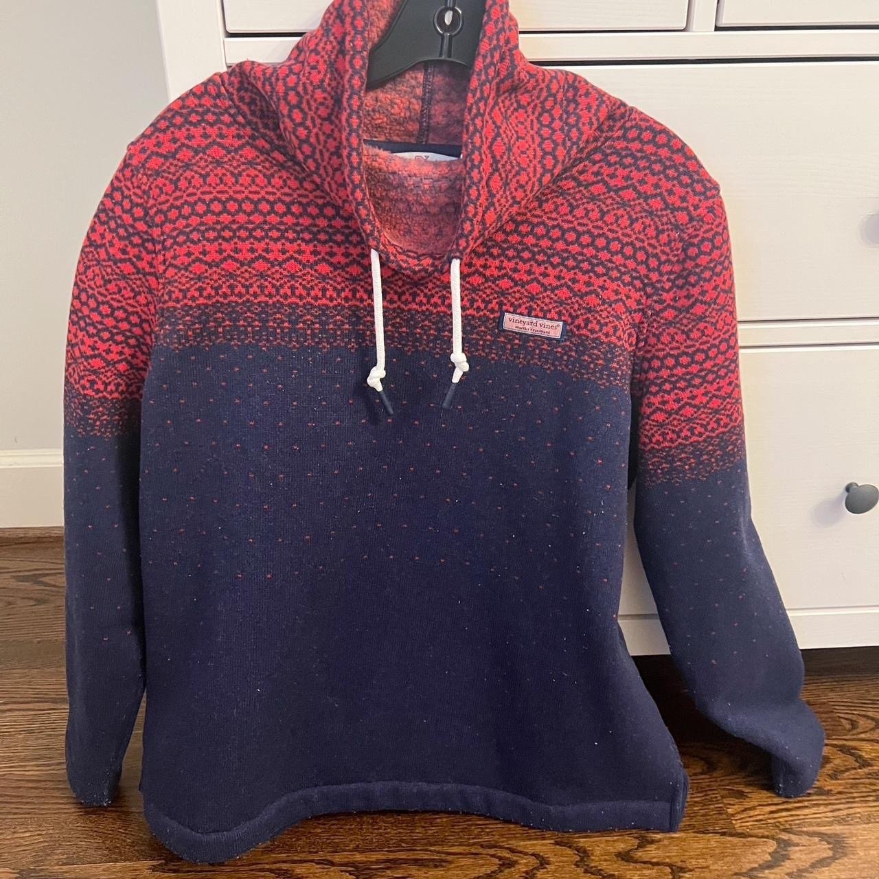 Vineyard vines hoodie