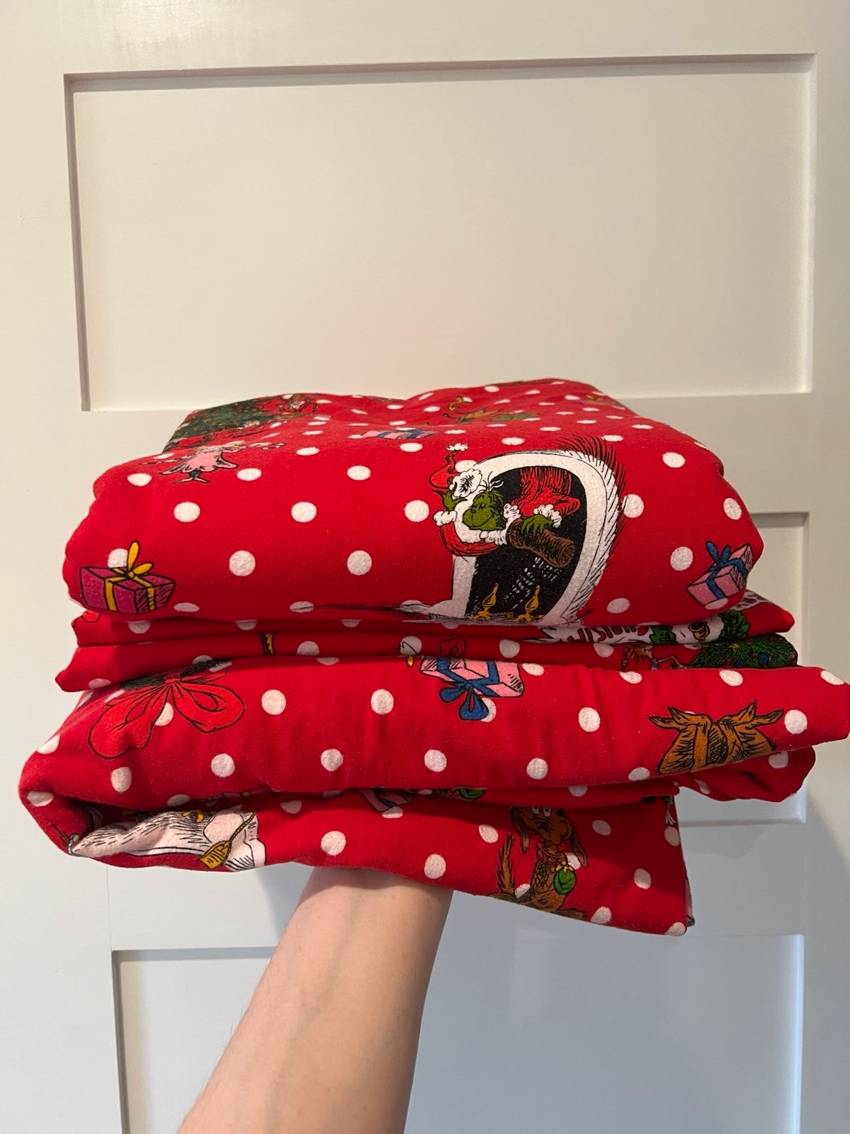 Pottery Barn x Dr. Seuss Grinch Queen Flannel Sheets