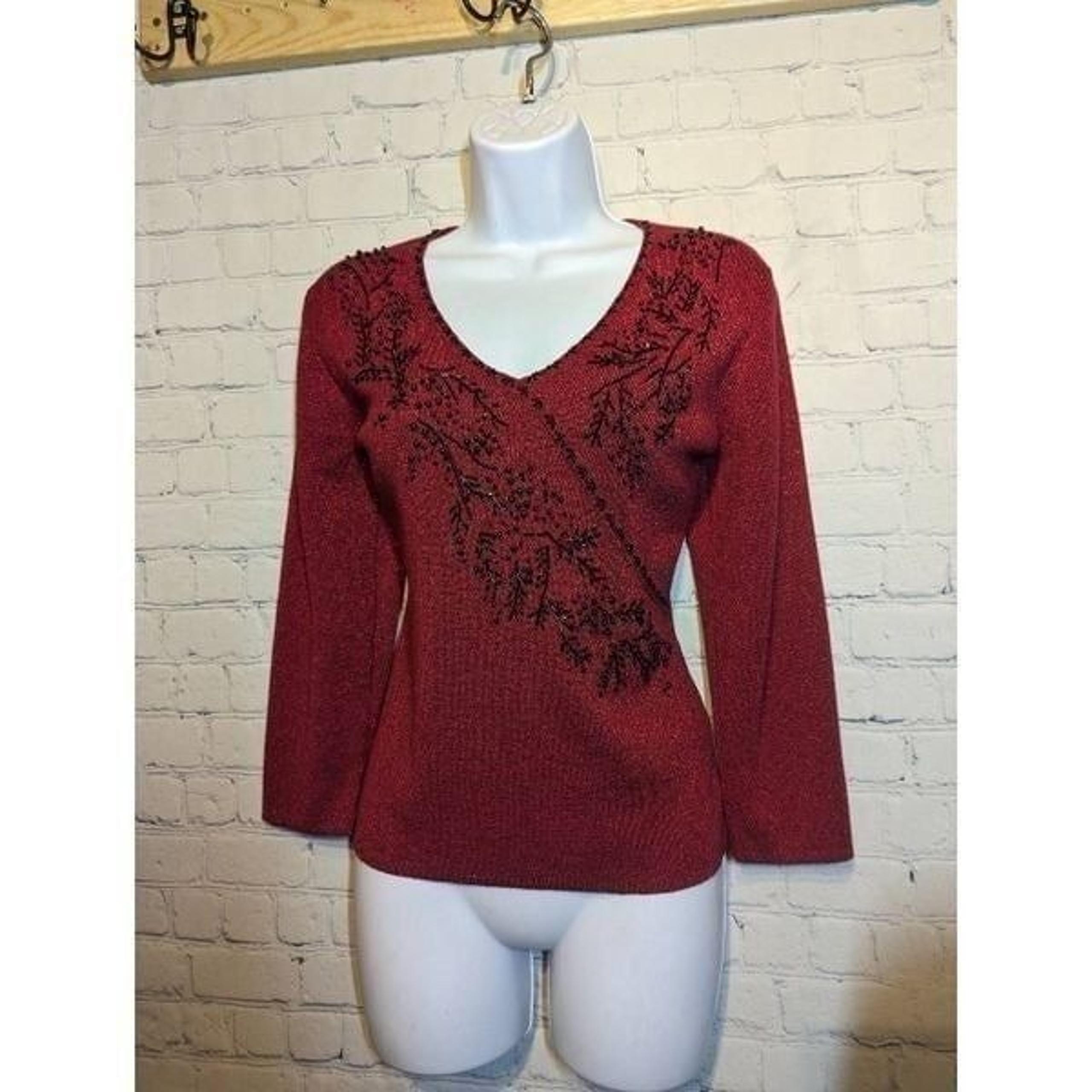 Dress barn beaded shimmery knit top medium