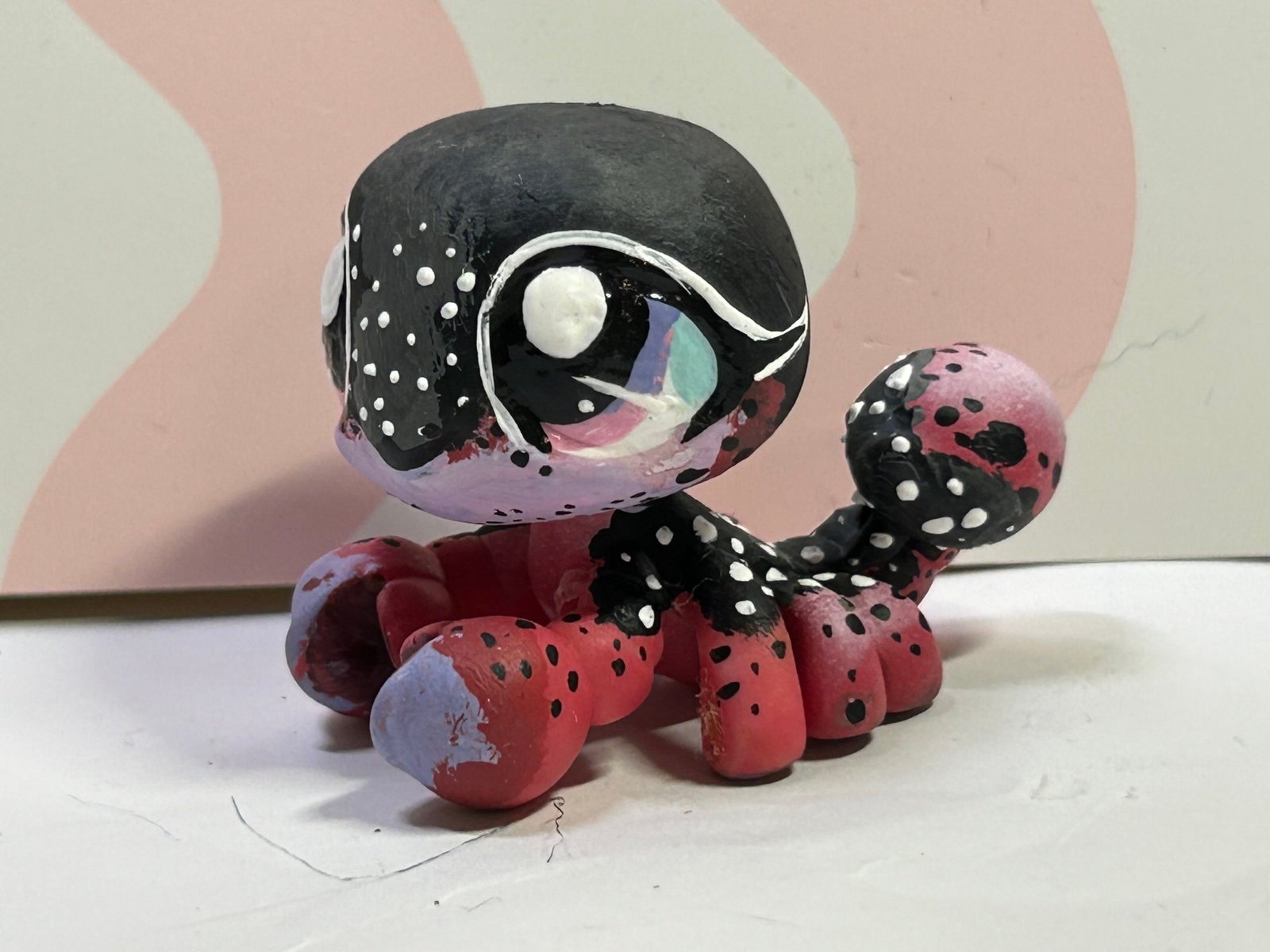 LPs inspired resin scorpion