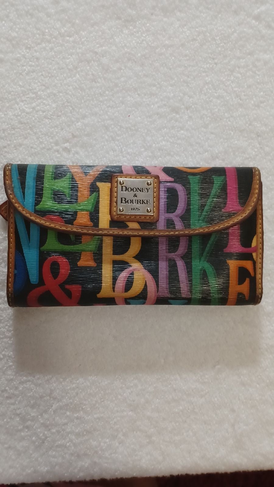 DOONEY & BOURKE RETRO GRAFICA CREDIT CARD CLUTCH