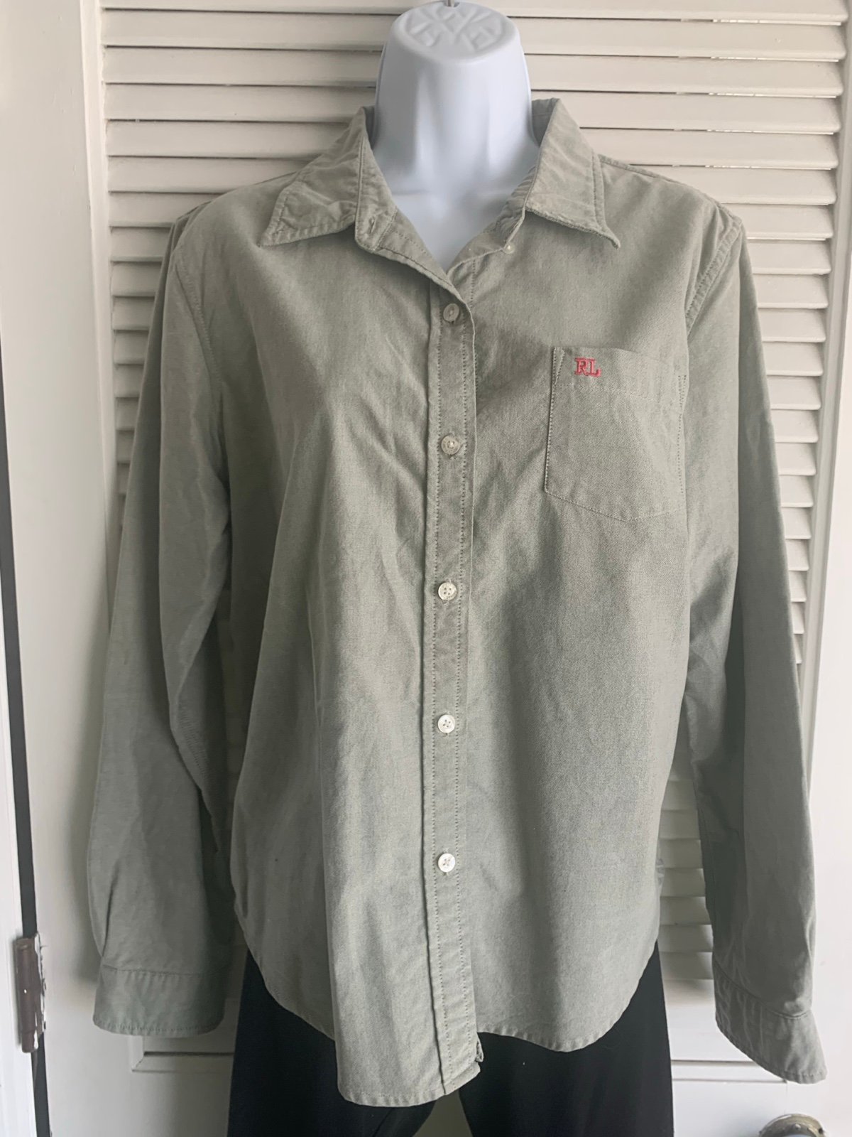 Ralph Lauren women’s gray Oxford button down shirt size Large