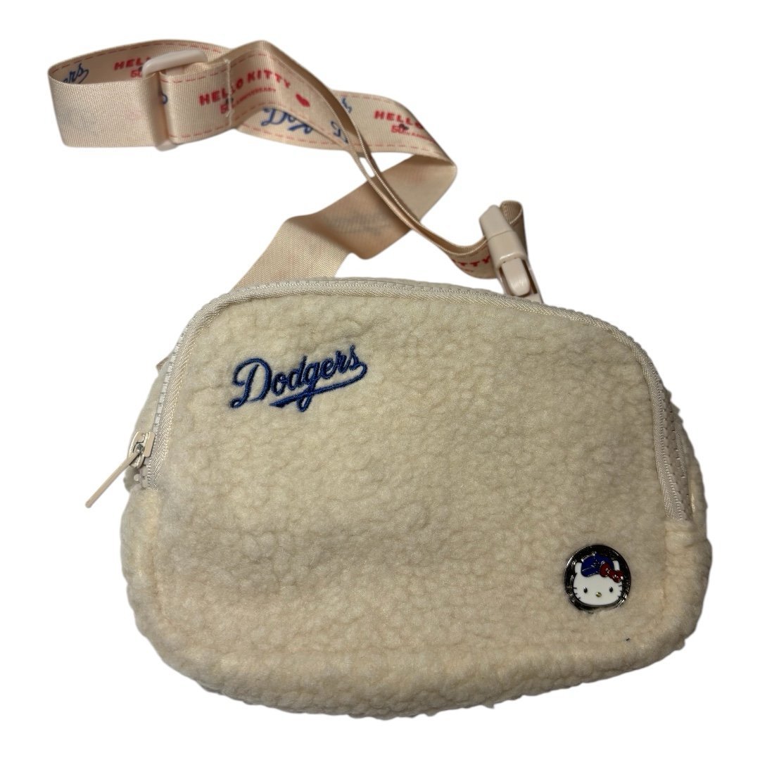 Dodgers Hello Kitty Night Exclusive 50th Anniversary belt bag