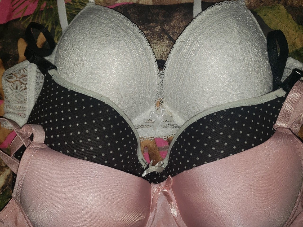 Bra lot of 7 -size 36C-Dream Angel'-Victoria's Secret,Maidenform, lily of Franc
