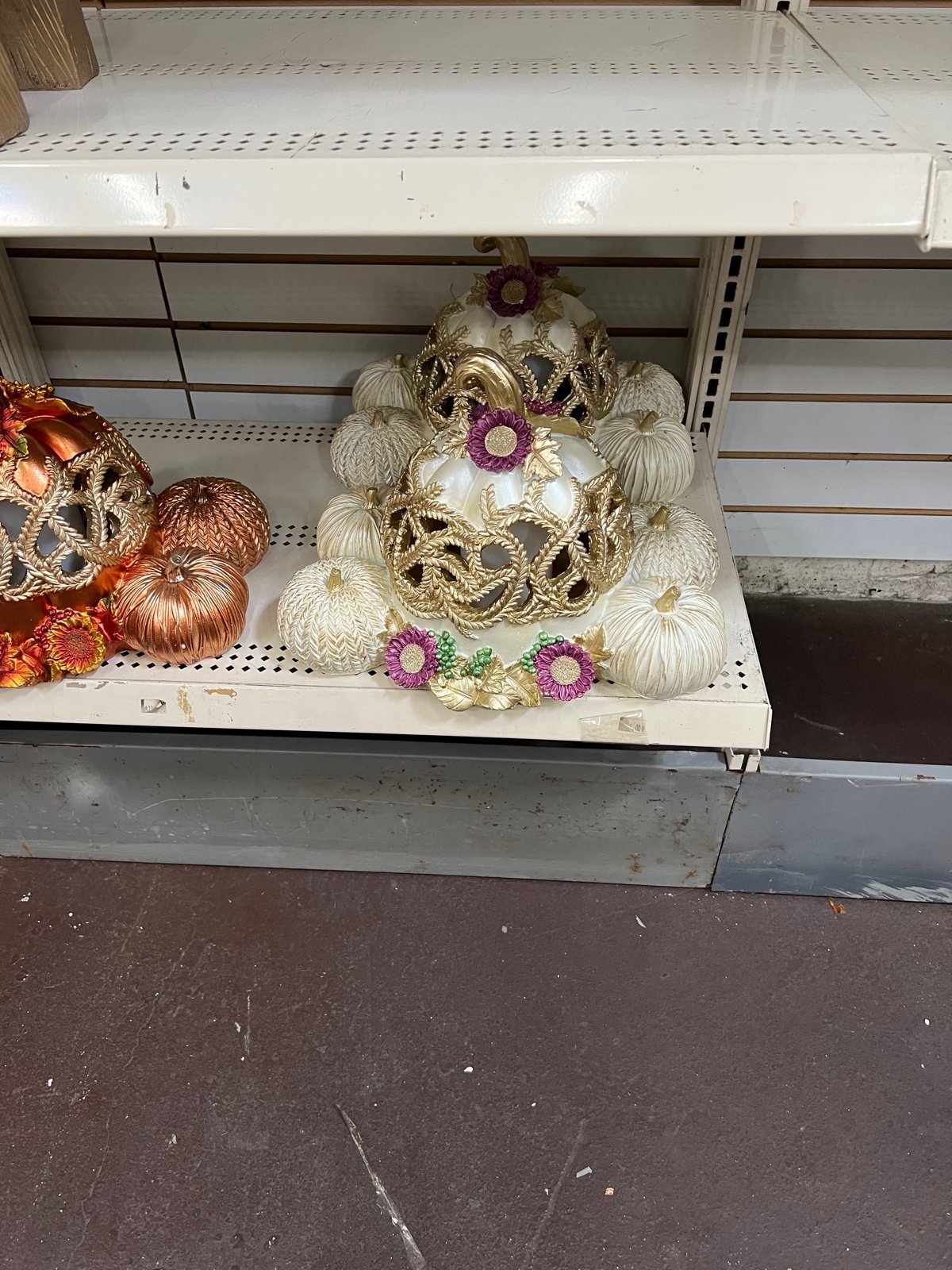 halloween / fall pumpkk decor